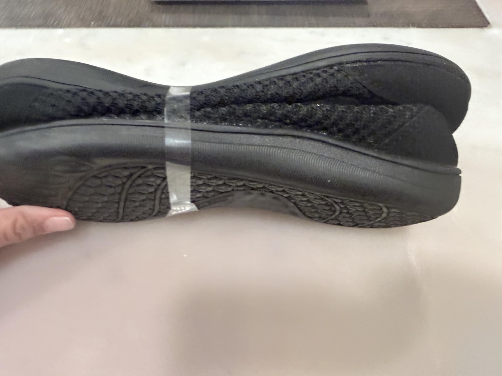 LeIsfIt Womens Wide Diabetic Shoes Adjustable Barefoot Walking Shoes Breathable Zero Drop Sneakers for Wide Width Arthritis Edema Feet customer photo 1