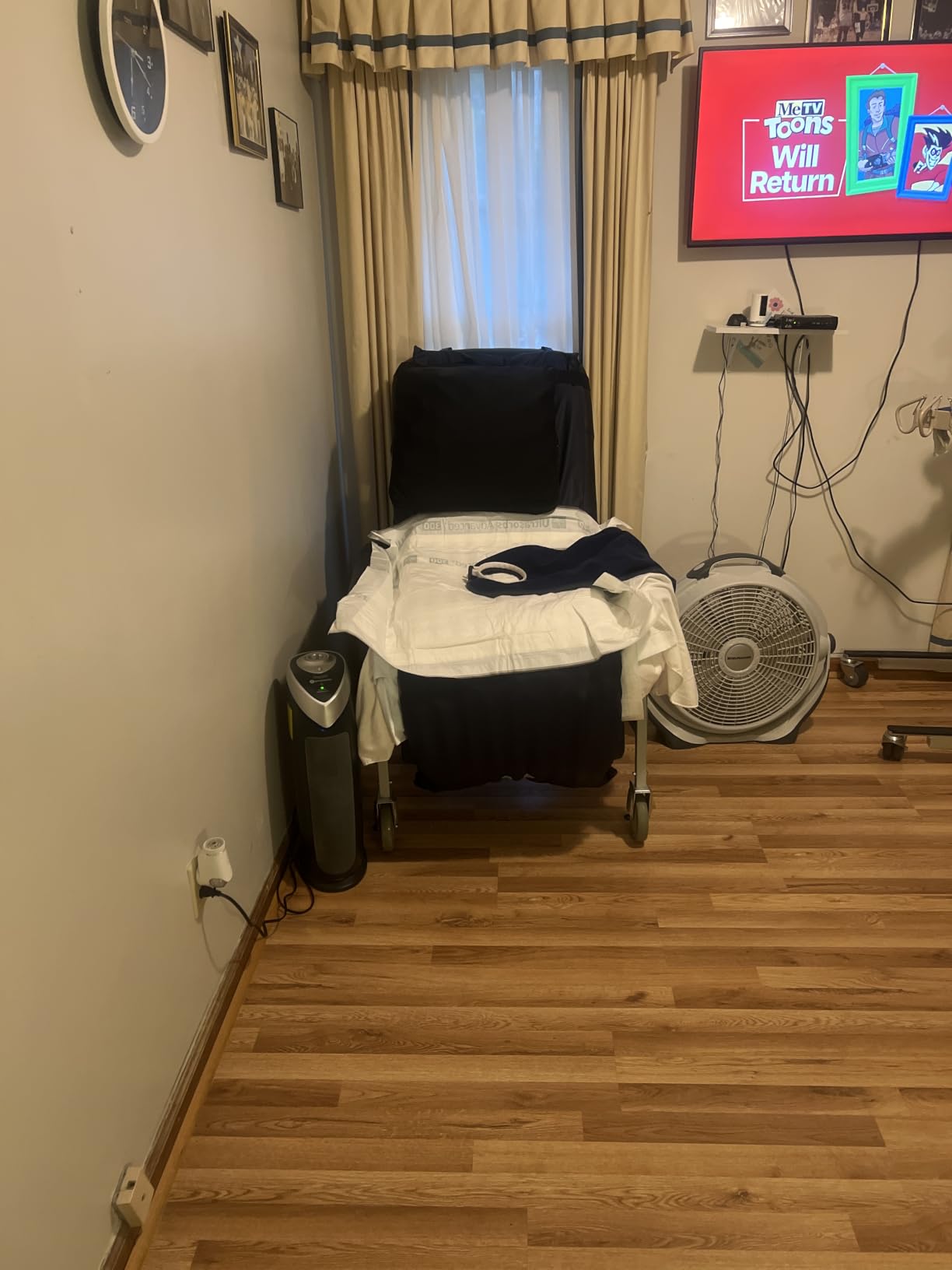 3 Position Bariatric Geri Chair - Extra Wide Charcoal Medical Recliner Chairs for Elderly with Meal Tray - 500 Pound Weight Capacity customer photo 1