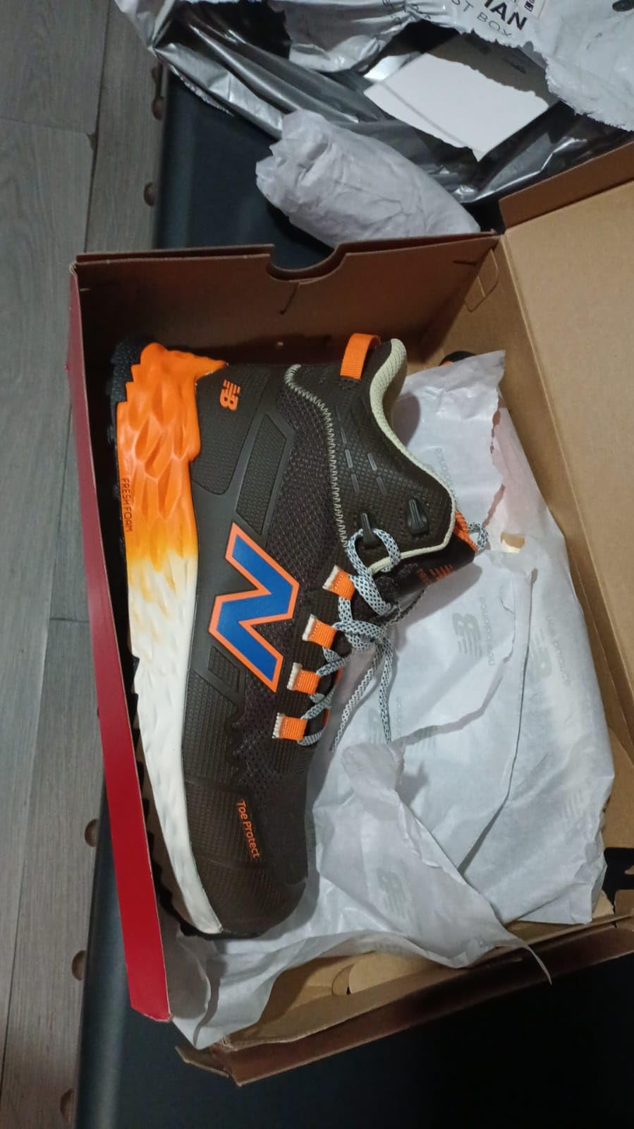 New Balance Men's Fresh Foam Cremorne Mid EH customer photo 2
