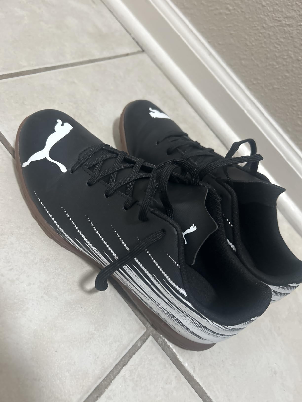 Puma Mens Attacanto Indoor Trainer Soccer Shoe customer photo 1