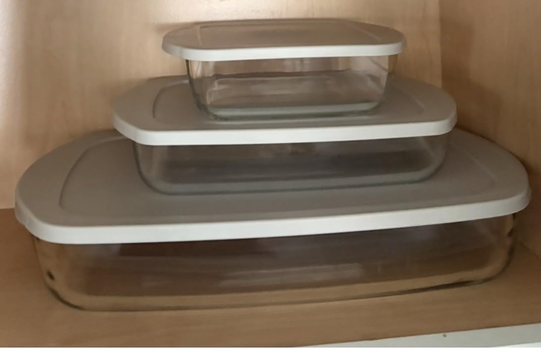 Amazon Basics Glass Baking Dishes with BPA-Free Lids, 6-Piece Bakeware Set, Borosilicate Glass, Oven-Safe up to 752F customer photo 1