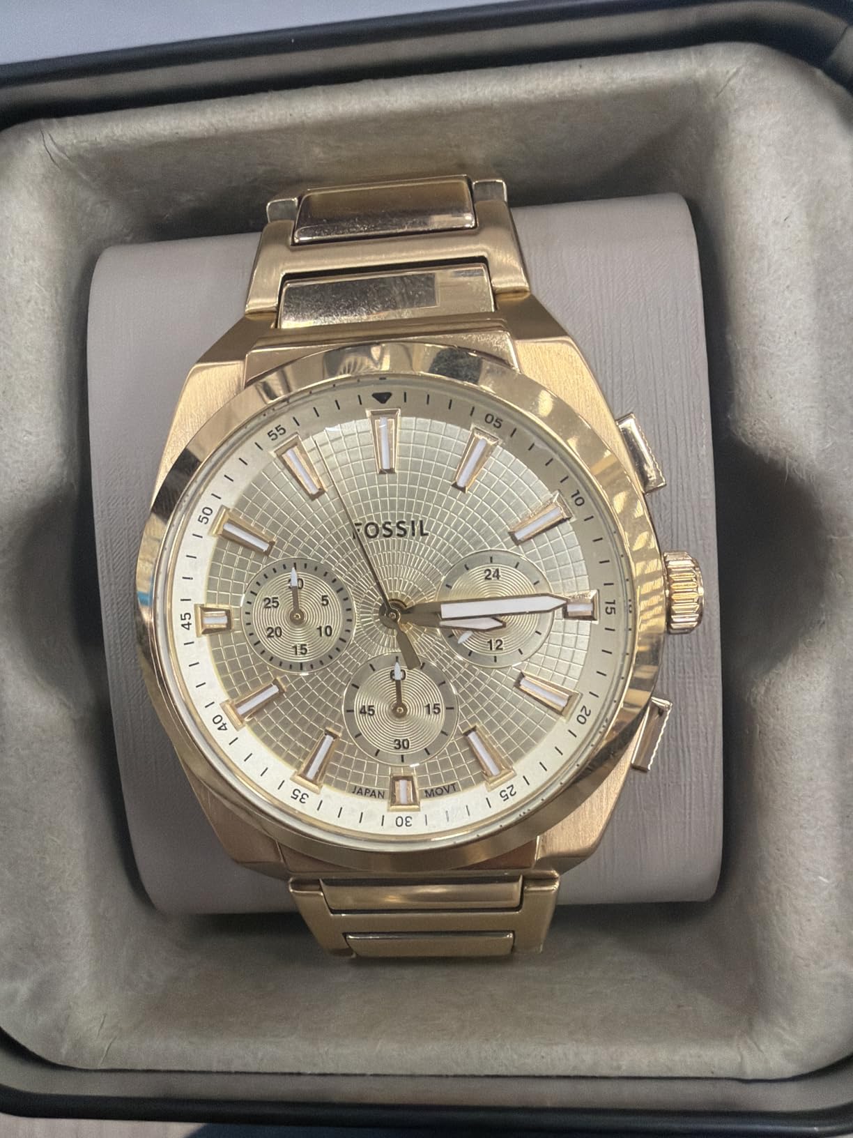 Fossil Men's Everett Quartz Stainless Steel Watch, Three-Hand Watch for Men customer photo 2
