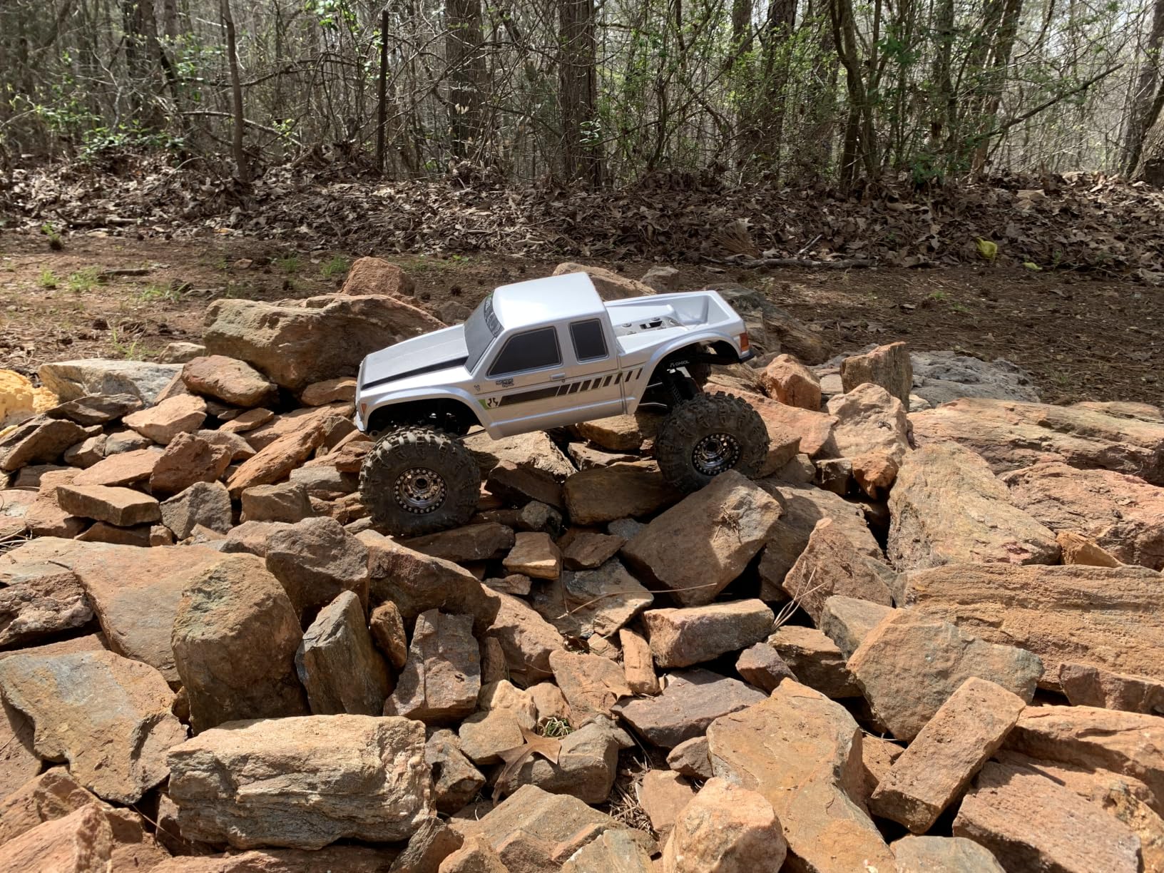Axial SCX10 III Coyote 1/10 4X4 RTR Brushed Rock Crawler, Silver, AXI-2036T1 customer photo 1