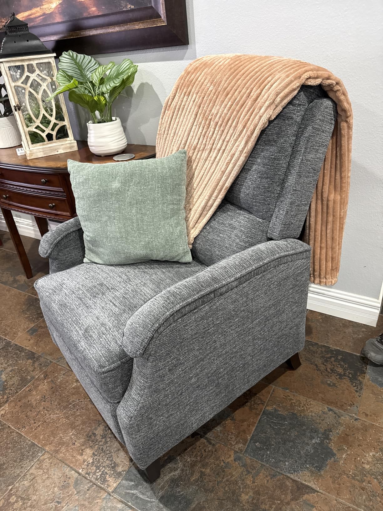 VKNOW Recliner Chair, Fabric Recliner with Soft Armrest, Home Theater Seating with Adjustable Push Back and Lumbar Support, Single Sofa for Adults, Lounge Chair for Living Room, Bedroom (Green) customer photo 2