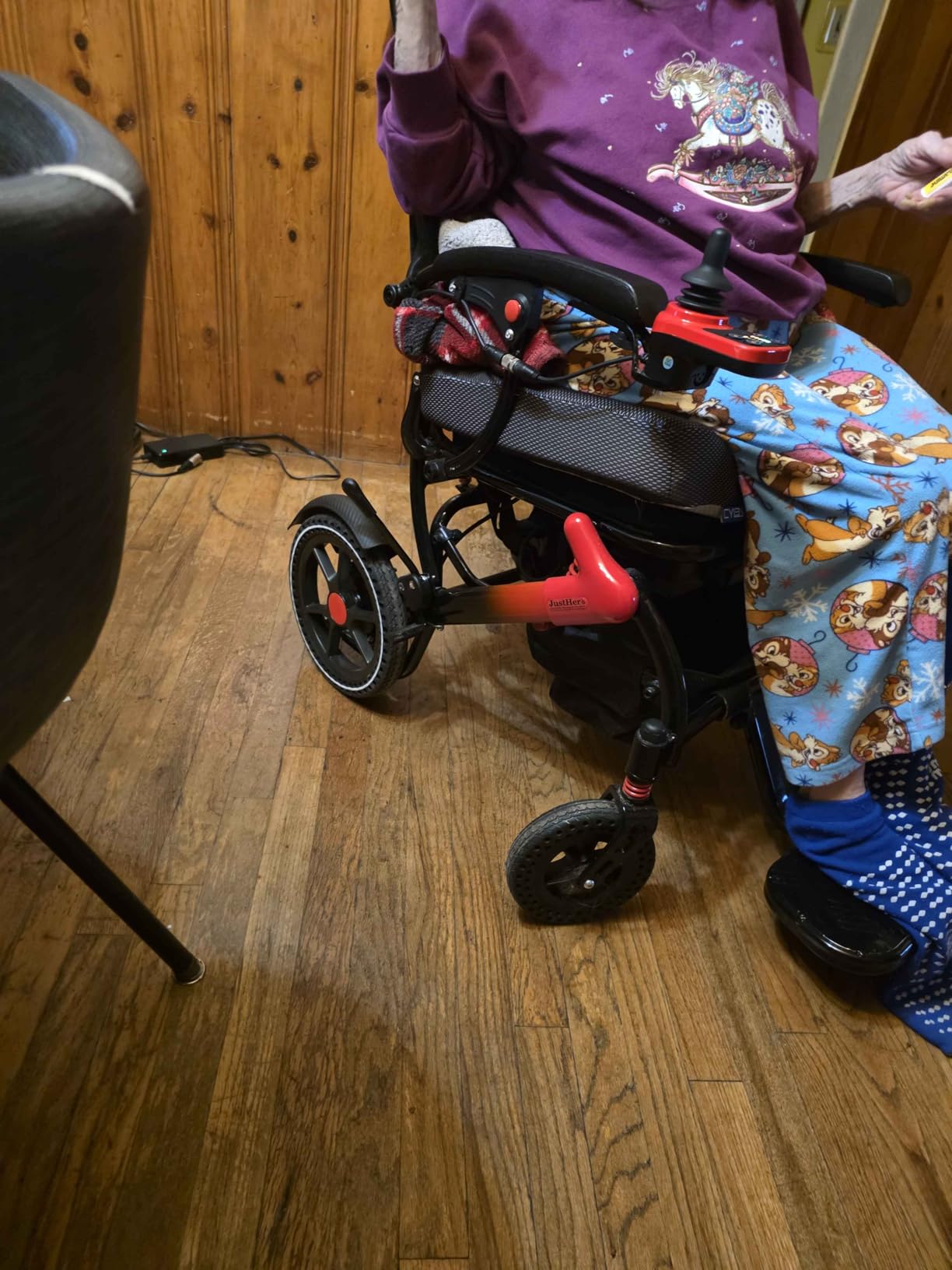 Electric Wheelchairs for Adults Foldable 36LBS Lightweight Frame Airline Approval,15 Miles Range, Max Support 350 LBS, 500W Brushless Motors with LED Light- Black Carbon Filber Color customer photo 1