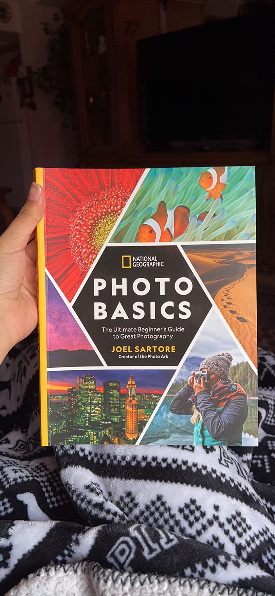 National Geographic Photo Basics: The Ultimate Beginner's Guide to Great Photography customer photo 2