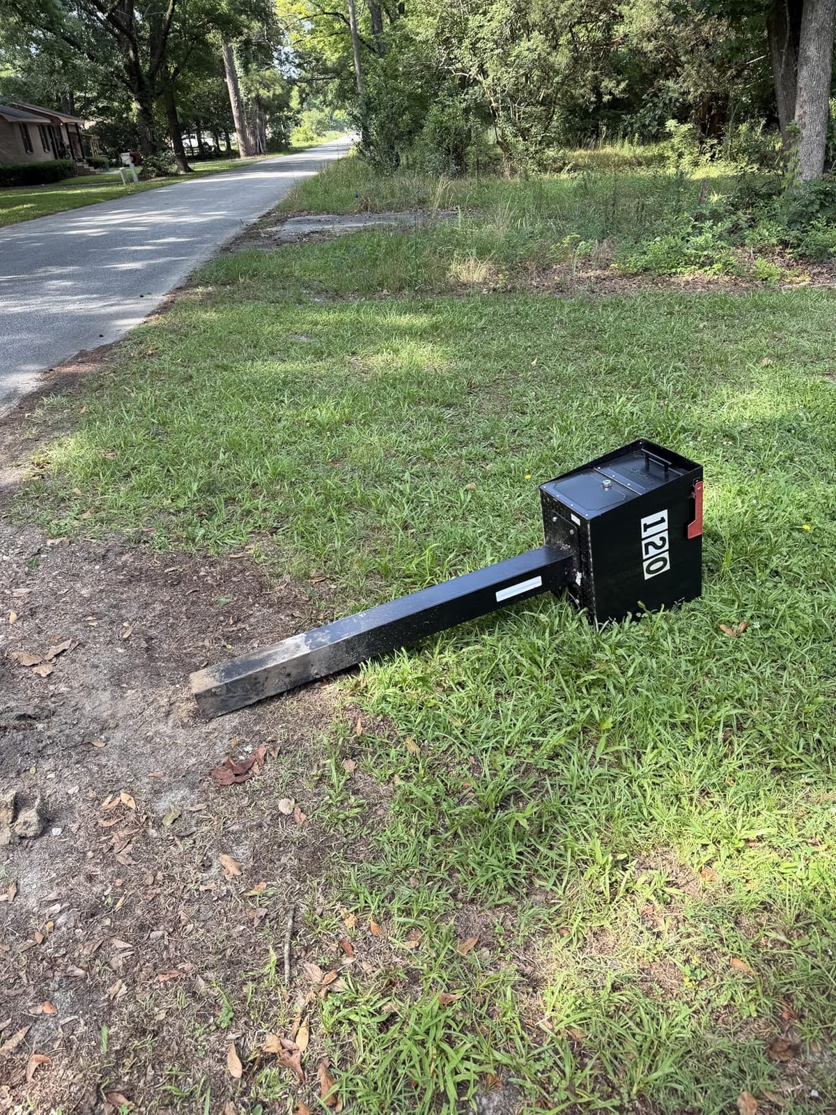 Architectural Mailboxes 6200B-10 Oasis Classic Locking Post Mount Parcel Mailbox with High Security Reinforced Lock, Black, 18.00 x 15.00 x 11.50 inches customer photo 1