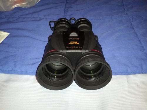 Canon 10x42 L IS WP Image Stabilized Binoculars customer photo 1