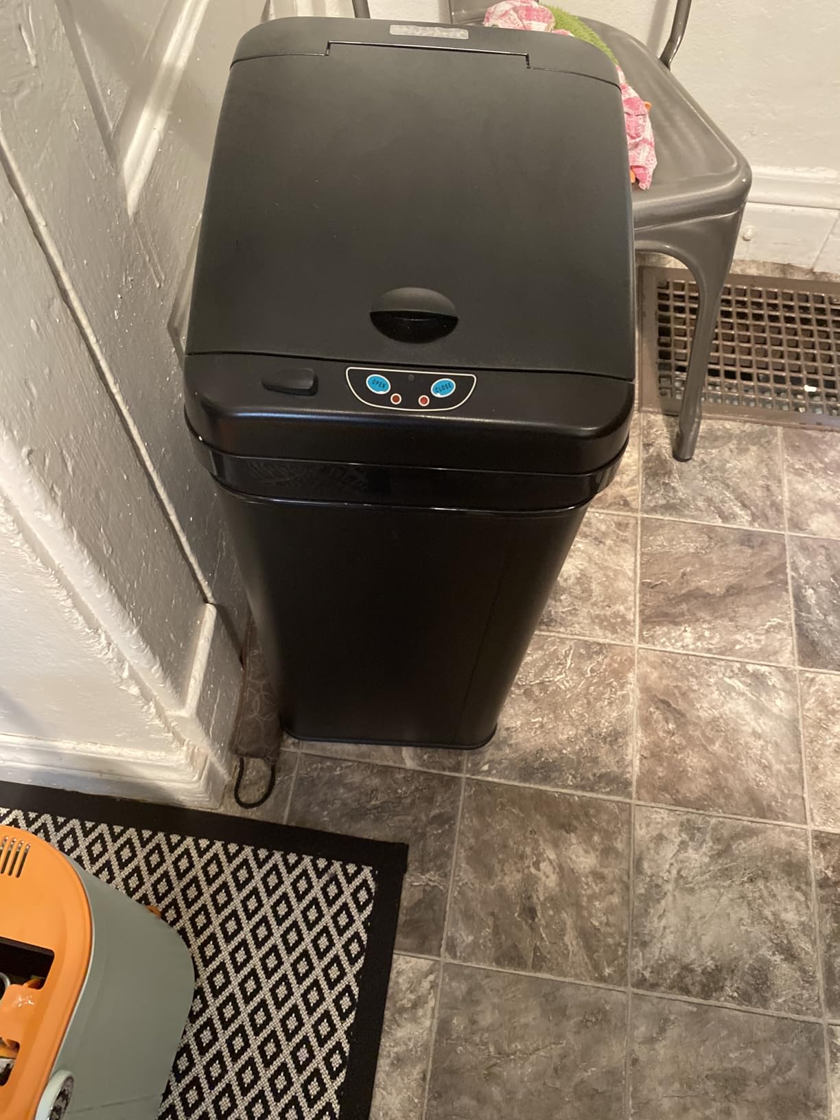 iTouchless 13 Gallon Sensor Trash Can with Lid | Pet Lock and Odor Filter | Patented Automatic 50L Stainless Steel Kitchen Garbage Bin, Touchless Motion Activated, Fingerprint-Proof Wastebasket, Silver customer photo 2