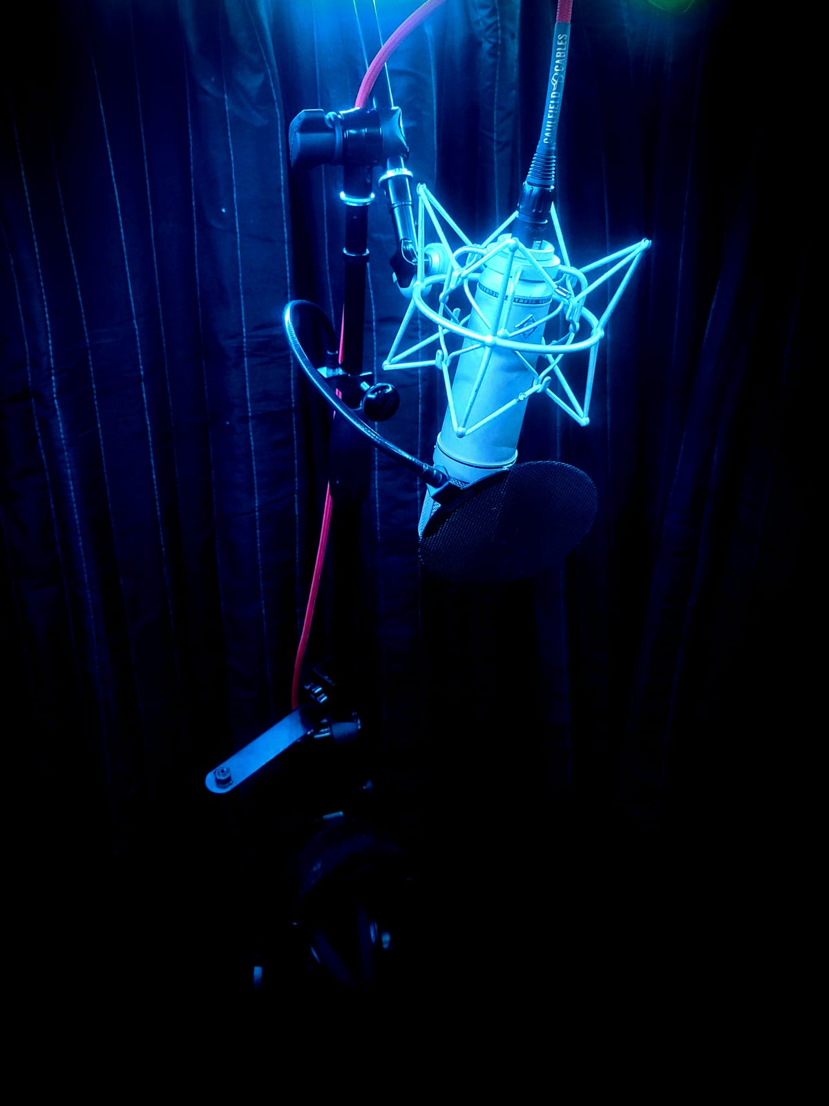 Ultimate Support MC-125 Studio Series Mic Boom Stand customer photo 2