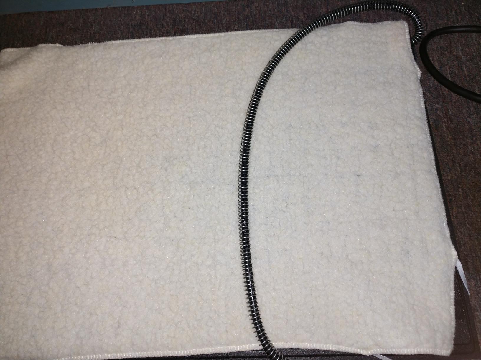 Farm Innovators Heated Pet Mat, 24
