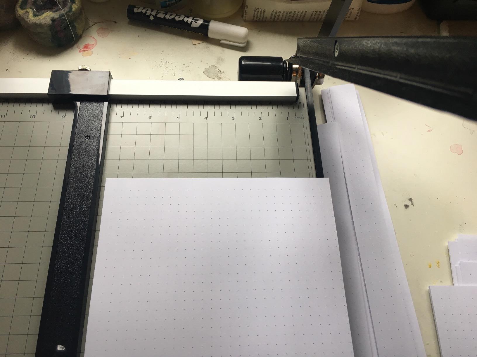 Dahle 15e Vantage Paper Trimmer, 15