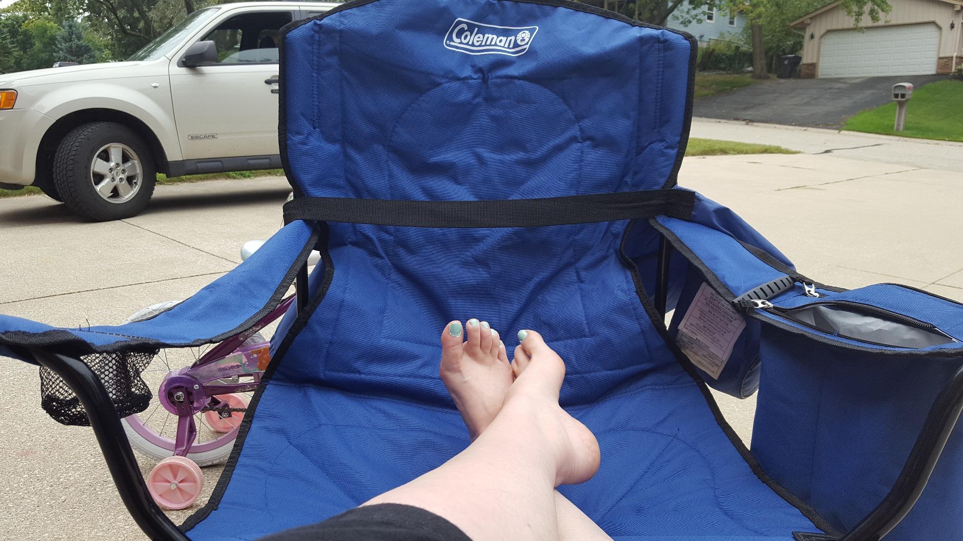 Coleman Portable Camping Chair with 4-Can Cooler, Cushioned Seat & Back with Side Pockets & Cup Holder, Carry Bag Included customer photo 2