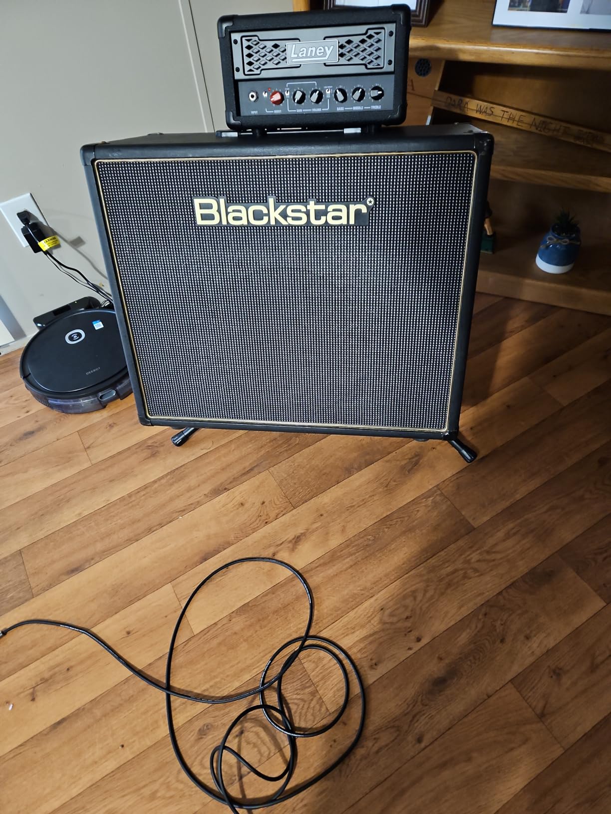 On-Stage RS7500 Tiltback Tripod Guitar Amplifier Stand customer photo 2