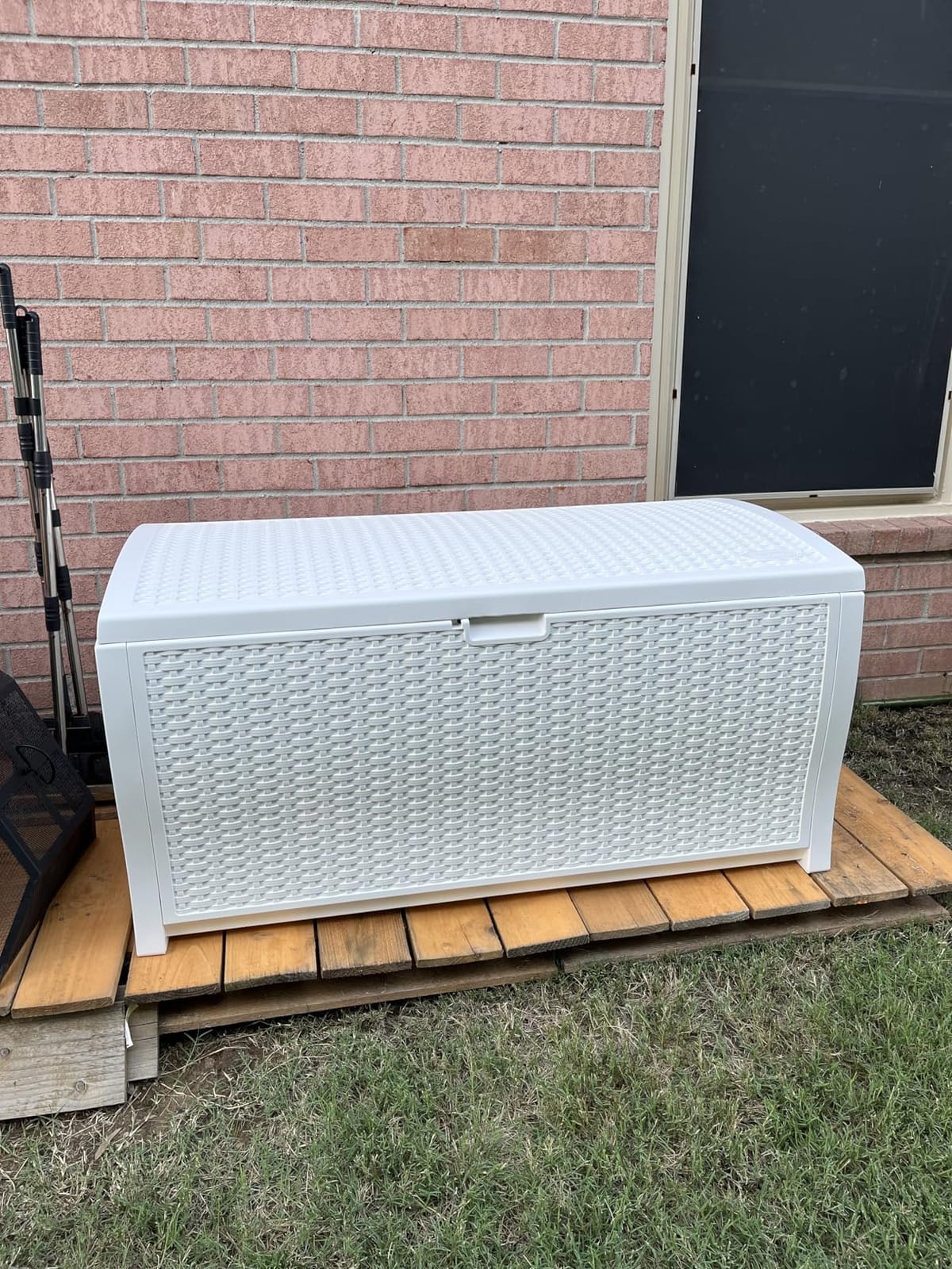 Suncast 99 Gal Wicker Resin Deck Box, Storage Chest Bin with Handles, Java customer photo 2