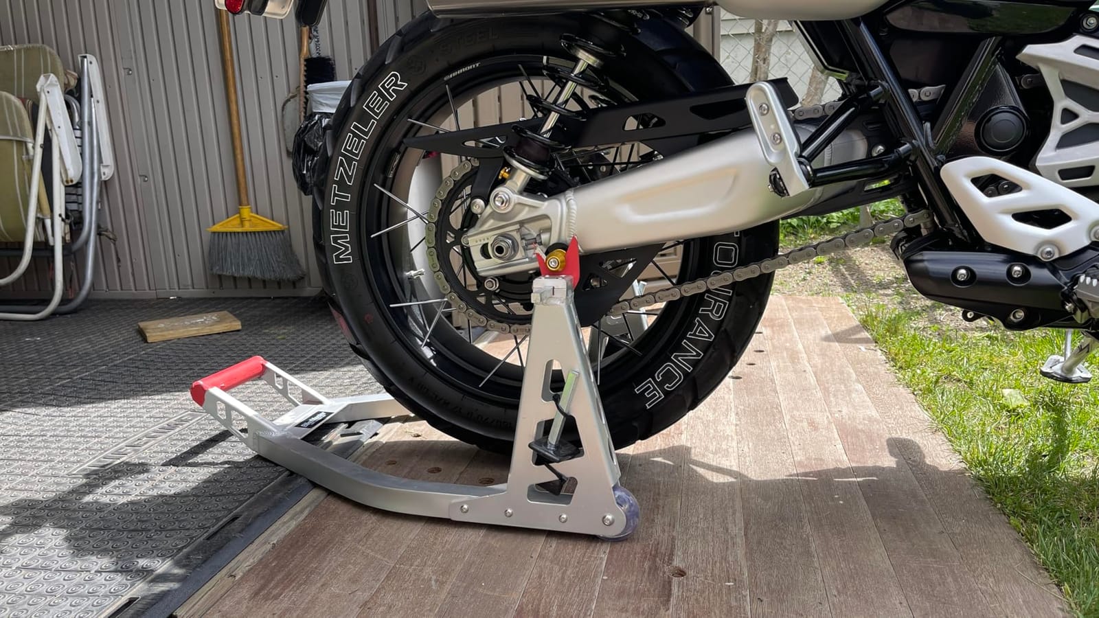 BikeMaster Universal Aluminum Stand - Rear - 151891 customer photo 1