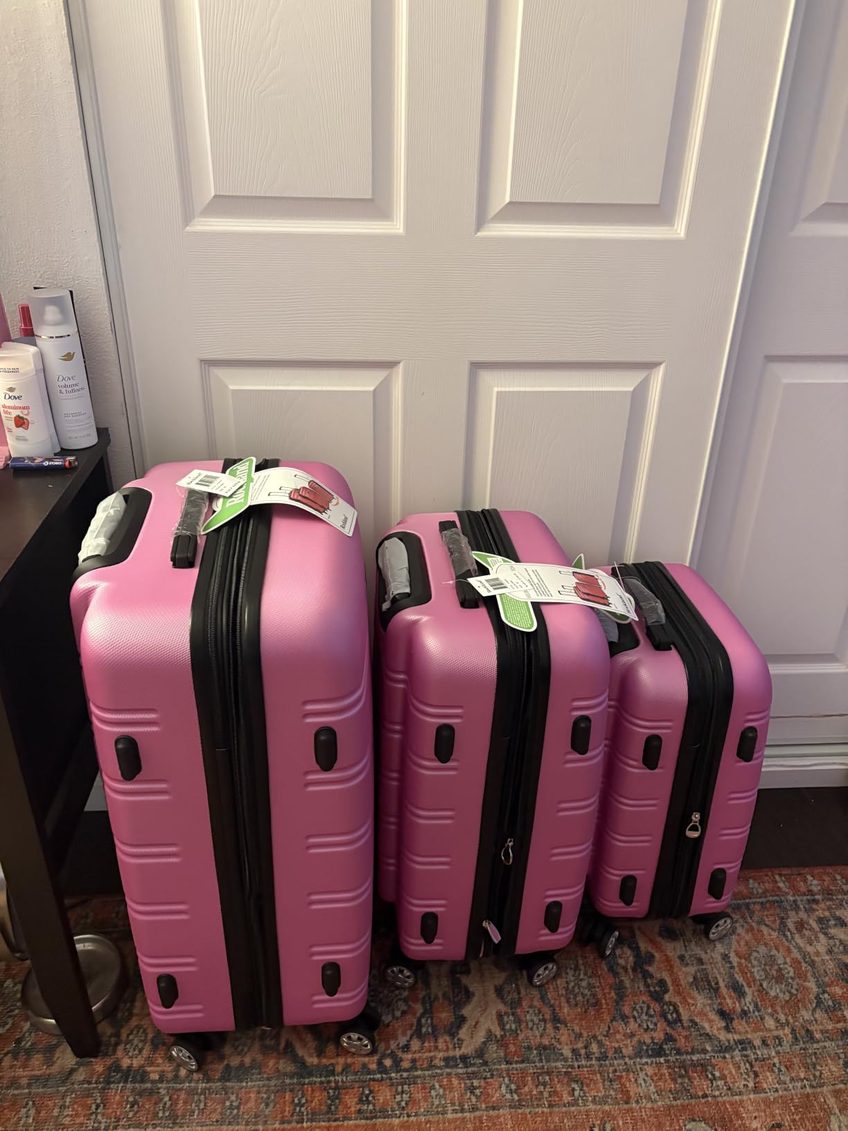 Rockland Melbourne Hardside 3 Piece Expandable Spinner Wheel Luggage Set, (20