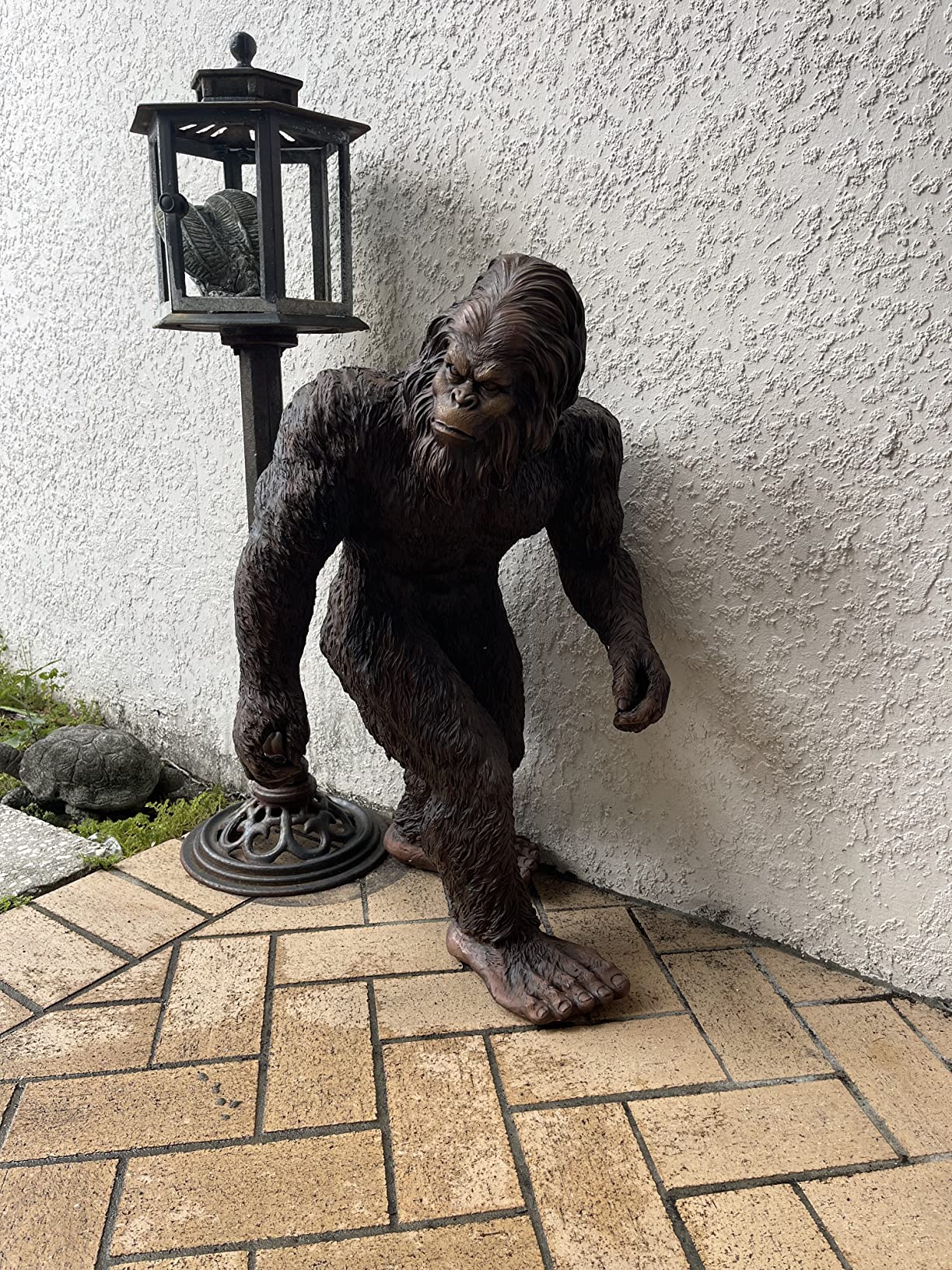 Design Toscano Yeti the Bigfoot Indoor/Outdoor Garden Statue, Medium 21 Inch Tall, Cast Stone Resin, Brown Finish customer photo 2