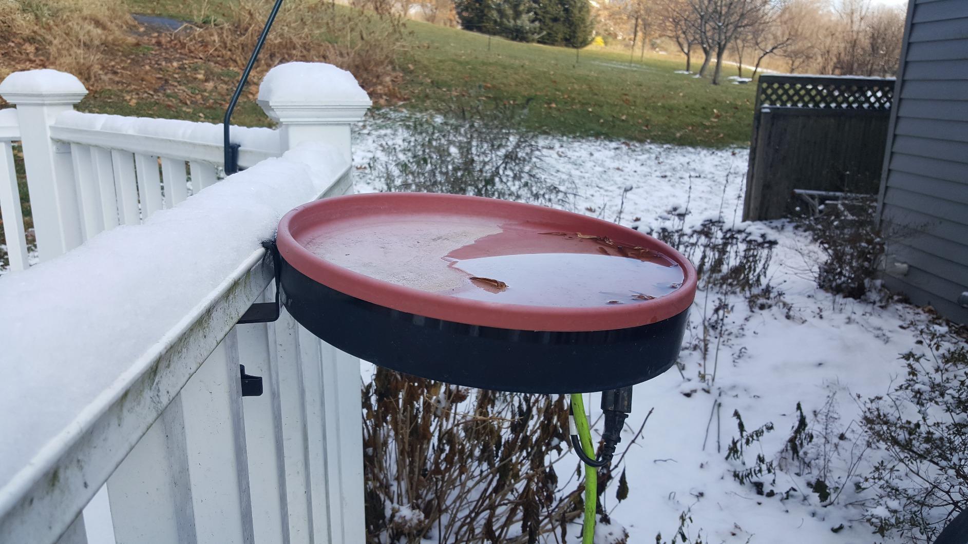 Farm Innovators BD-75 All Seasons 3 in 1 Outdoor 14 Inch Heated Birdbath with 3 Mounting Options, 75 Watts, Terracotta customer photo 2