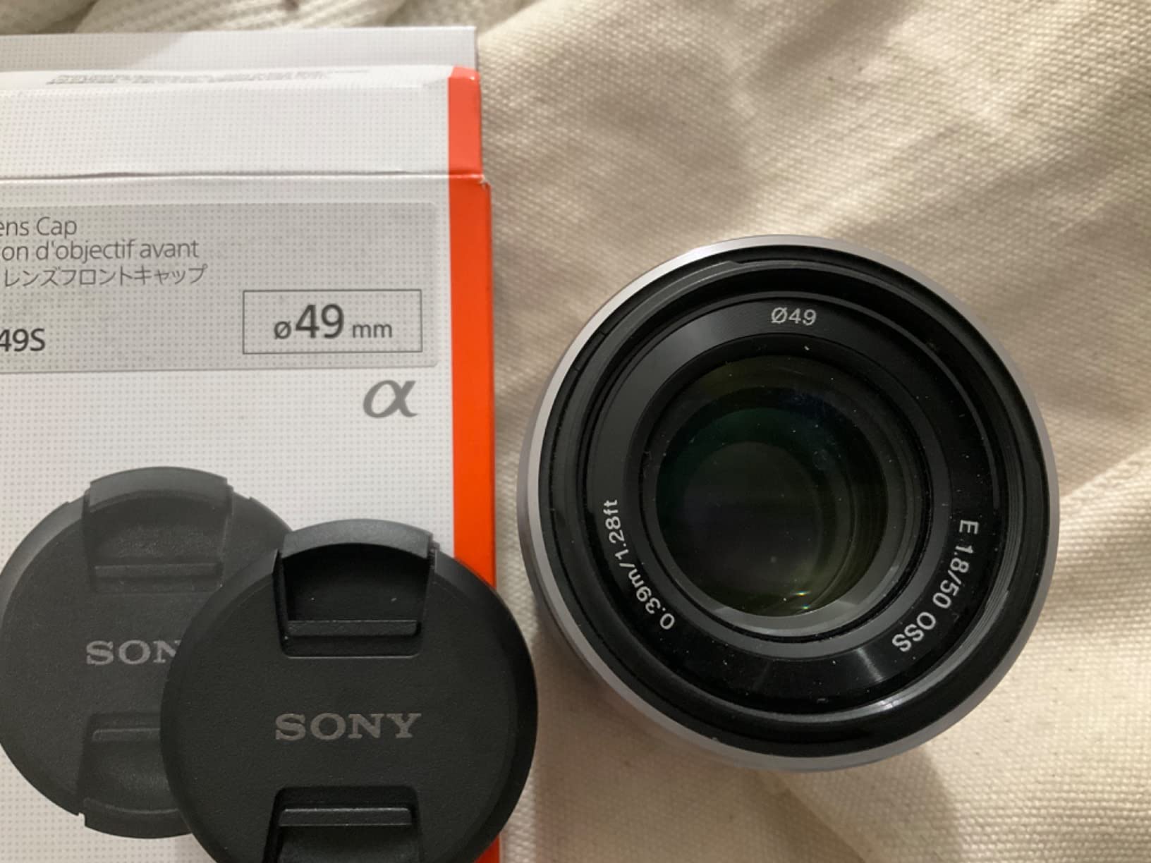 Sony 49mm Front Lens Cap ALCF49S, Black customer photo 2