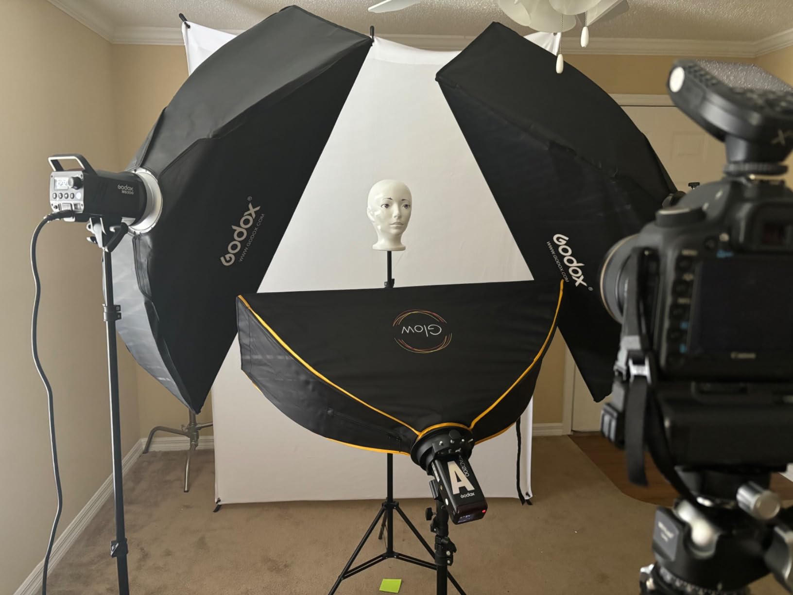Westcott X-Drop Wrinkle-Resistant 5' x 7' (1.52 x 2.13m) Backdrop for Headshots, Photoshoots & Product Photos - Portable and Travel Friendly (High Key White) customer photo 1