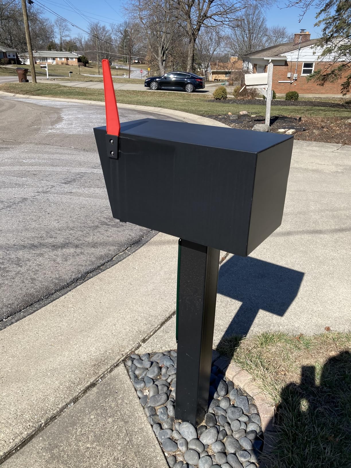 Mail Boss Mail Manager Modern Locking Post Mount Mailbox, USPS Approved | Mail Boss 7506 Mail Manager Curbside Locking Security Mailbox, Black, Large customer photo 1