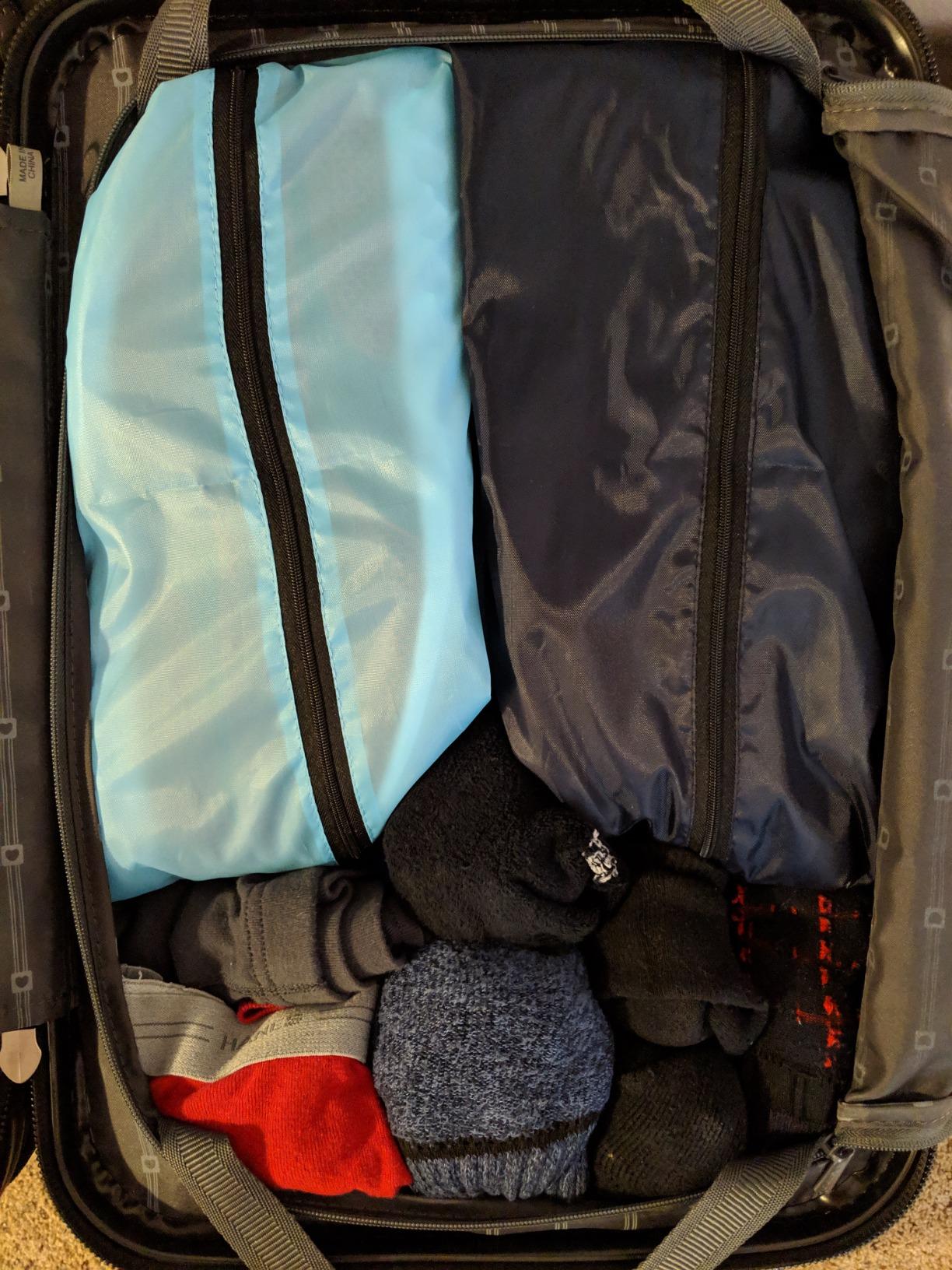 Delsey Luggage Helium Aero, International Carry On Luggage, 19