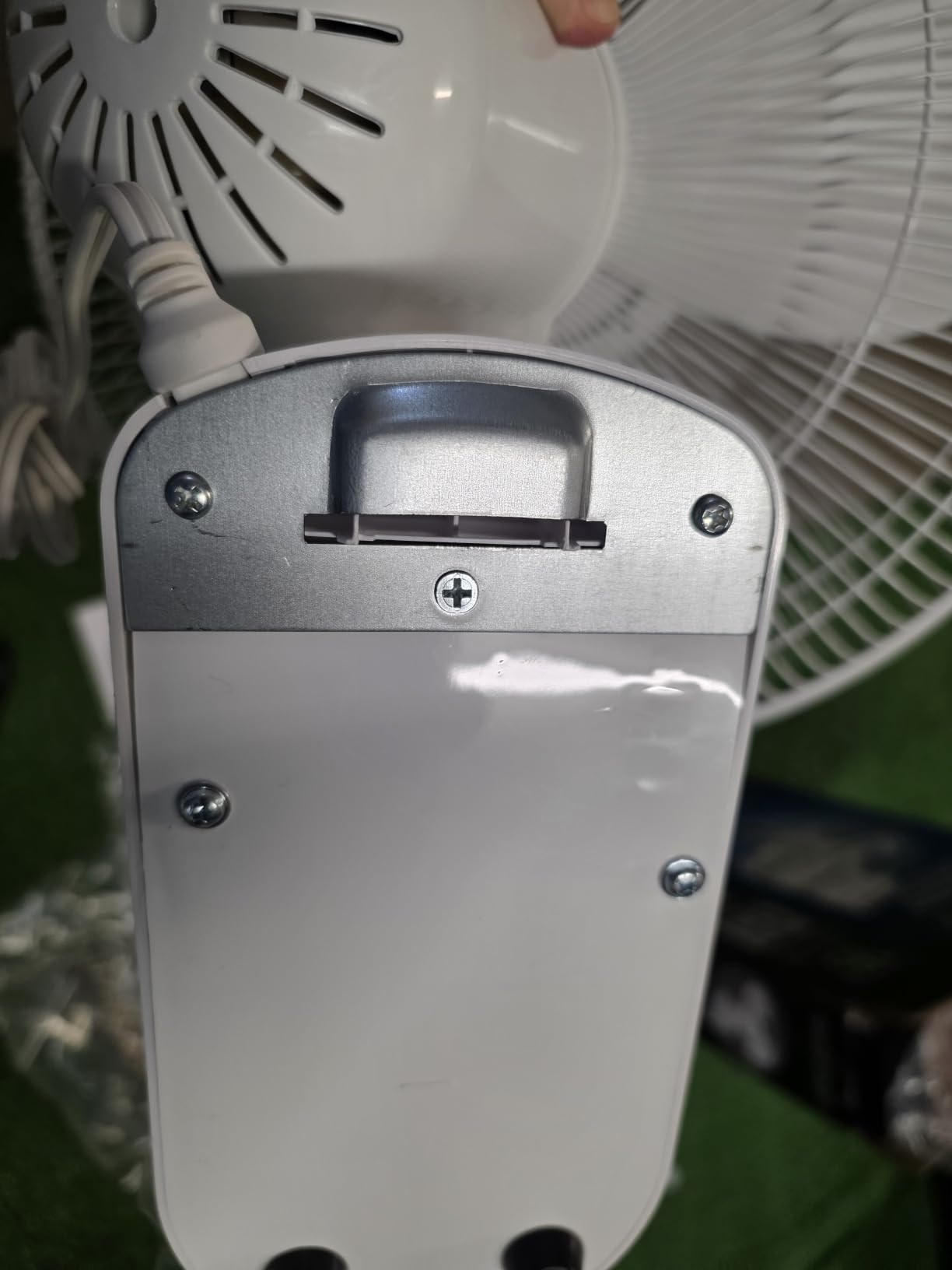 Hurricane Classic Oscillating Wall Mount Fan, 3 Speeds, White, 16in customer photo 2