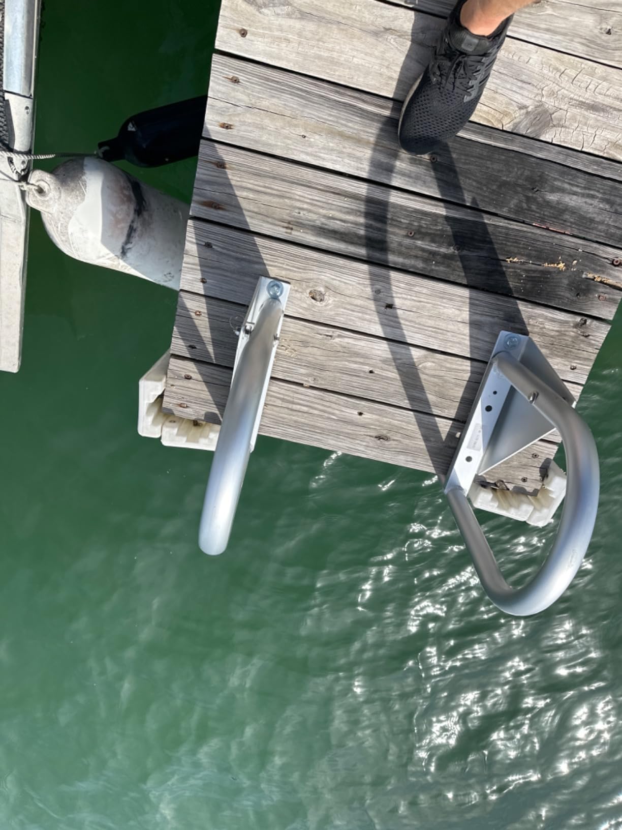 Extreme Max 3005.3473 Heavy Duty Flip-Up Dock Ladder with Comfortable Round Tube Frame - 4 Steps, 21