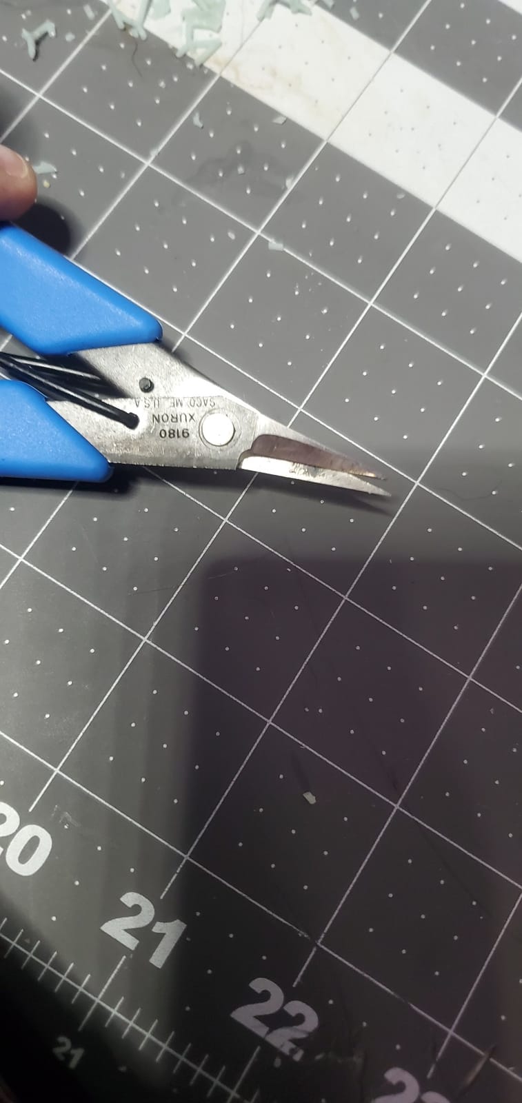Xuron Professional Photo Etch Scissors - 9180ET customer photo 1