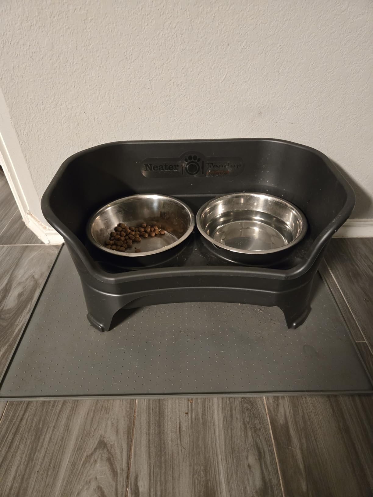 Neater Feeder Express Mess Proof Dog Bowls Elevated for Medium to Large Sized Breed, No Spill Raised Dog Food Bowl Stand, Stainless Steel Food and Water Bowl Set customer photo 2