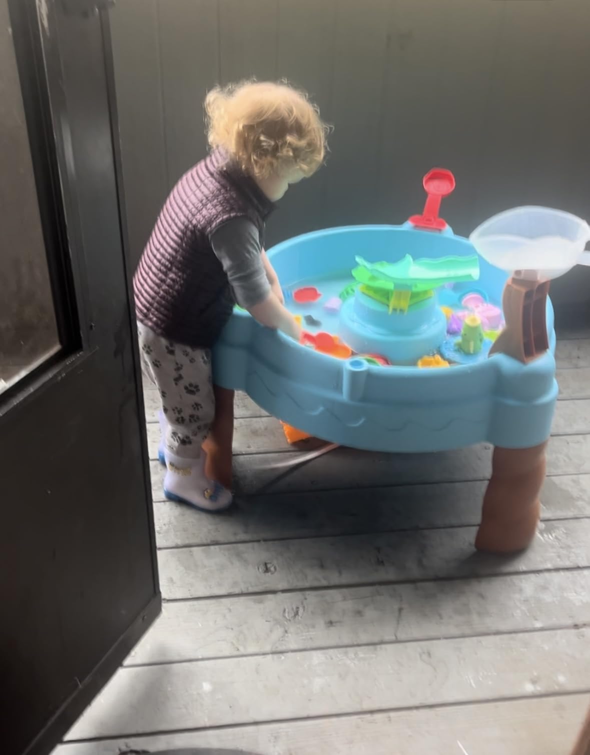 Little Tikes Full Set Water Table Fish 'n Splash - Full Set w/Toys & Fishing Set customer photo 2