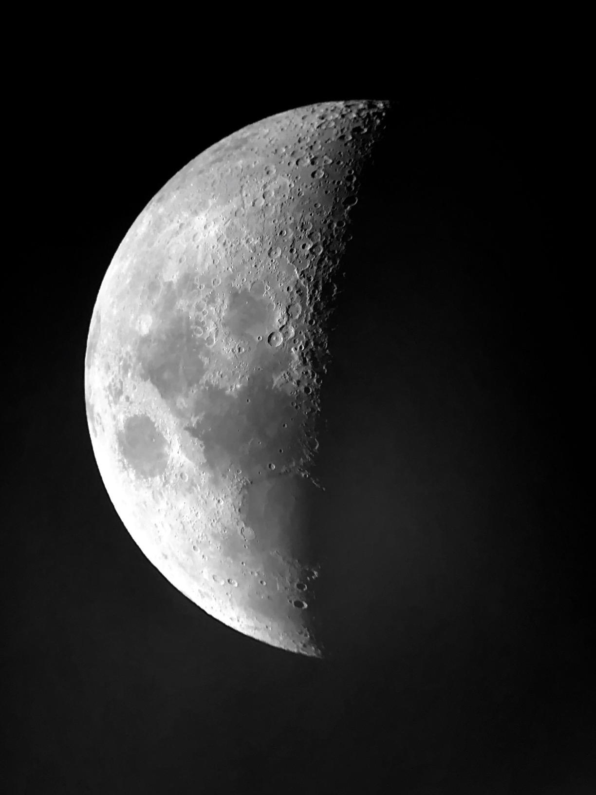 Sky-Watcher Classic 200 Dobsonian 8-inch Telescope – Solid-Tube – Simple, Traditional Design – Easy to Use, Perfect for Beginners, White (S11610) customer photo 2