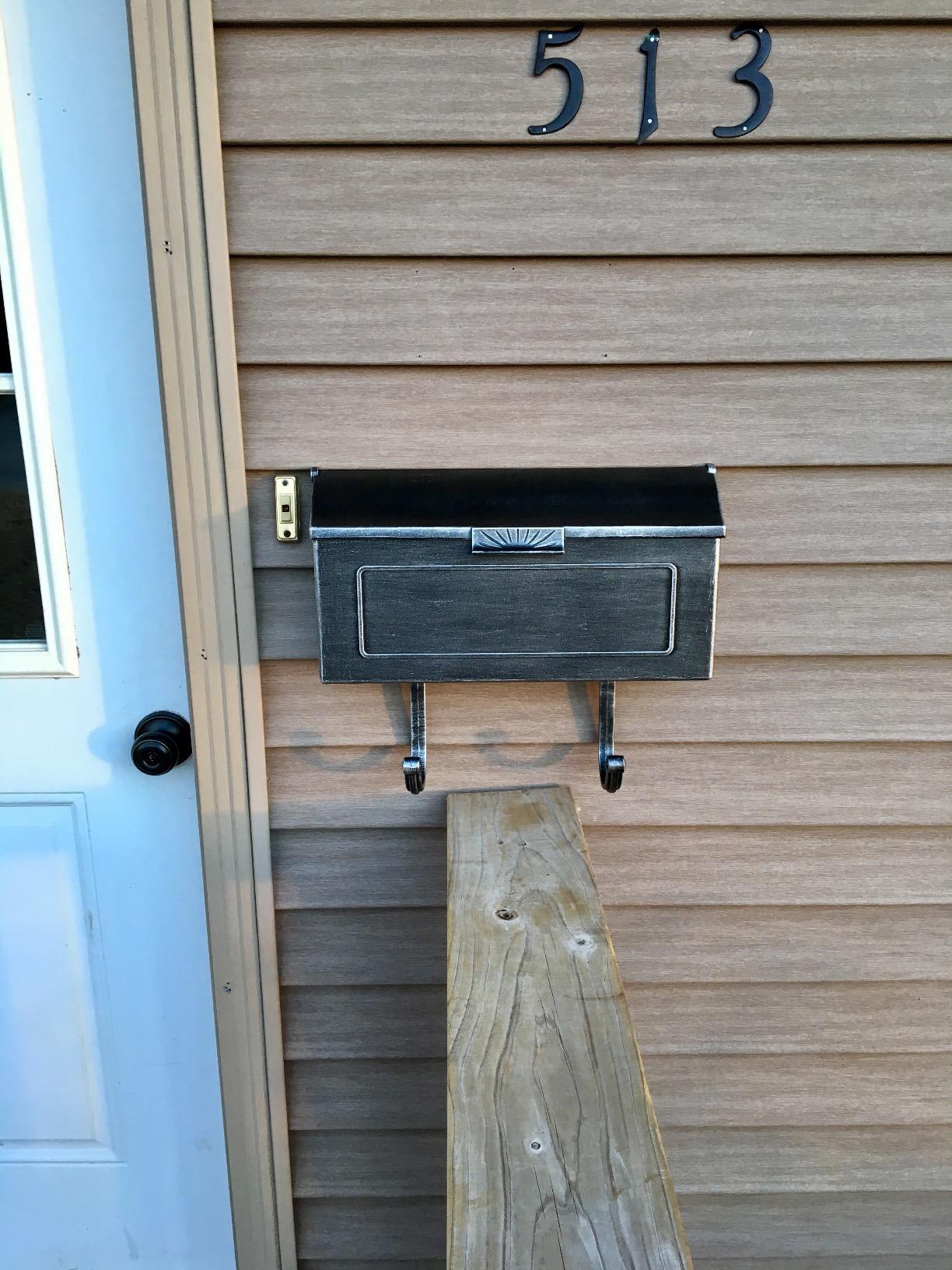 Special Lite Horizon Horizontal Wall Mount Mailbox - Bronze Aluminum Mailbox for Wall Mount - SHH-1006-HBZ customer photo 1