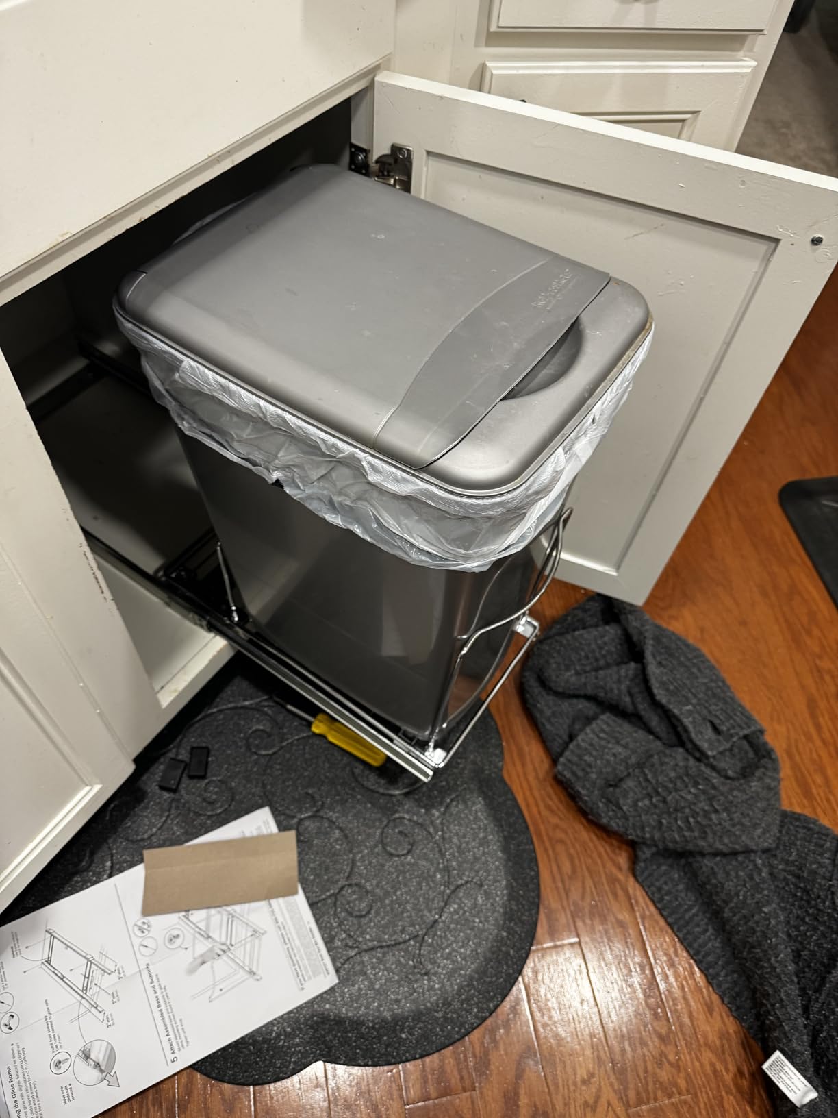 LYNK PROFESSIONAL Pull-Out Trash Can Drawer - Sliding Organizer for Kitchen Cabinet or Under-Sink Use - Heavy Duty Storage Rack (Bin Not Included) customer photo 1