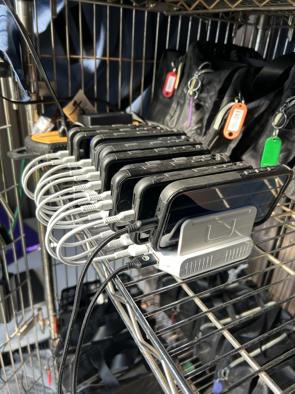Unitek 10-Port Charging Station, USB Charger Organizer for Multiple Device | Multi Charging Dock Smart IC Tech Adjustable Dividers USB Type A Fast Charging Stand for iPad, Tablet, Kindle, iPhone, Family customer photo 1