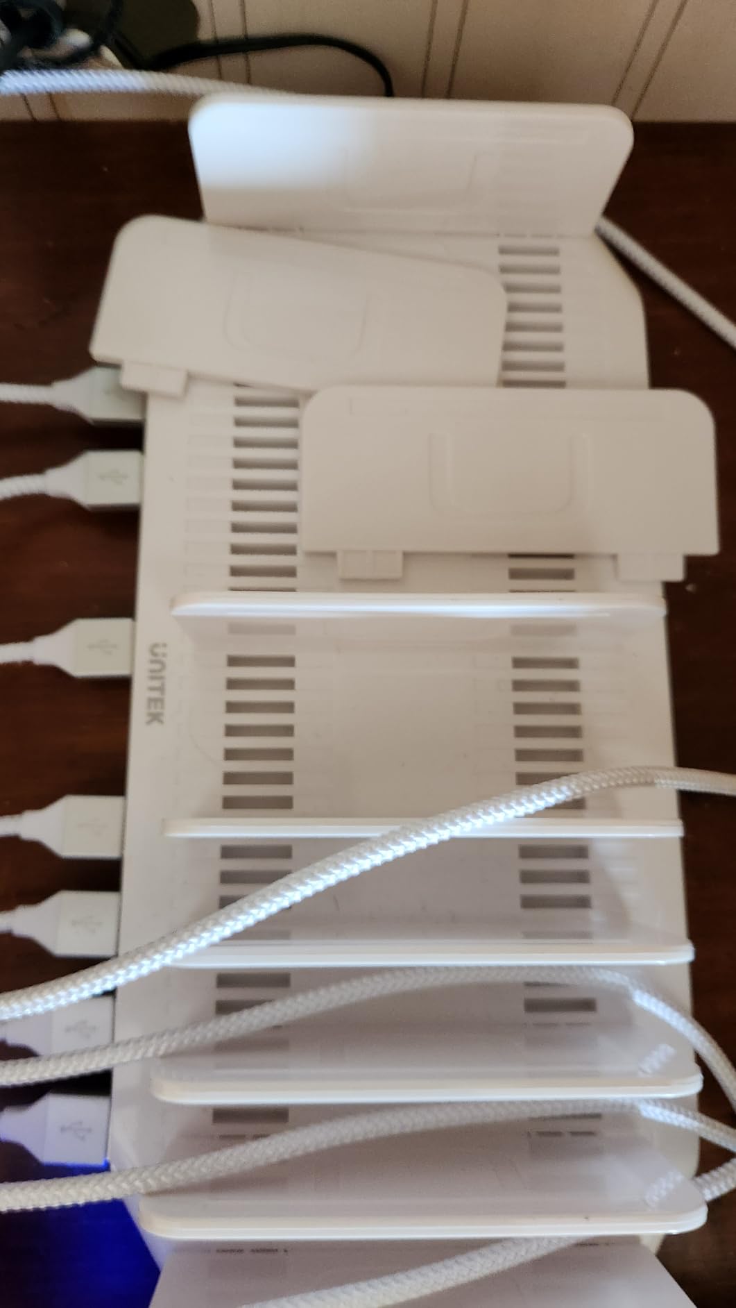 Unitek 10-Port Charging Station, USB Charger Organizer for Multiple Device | Multi Charging Dock Smart IC Tech Adjustable Dividers USB Type A Fast Charging Stand for iPad, Tablet, Kindle, iPhone, Family customer photo 2