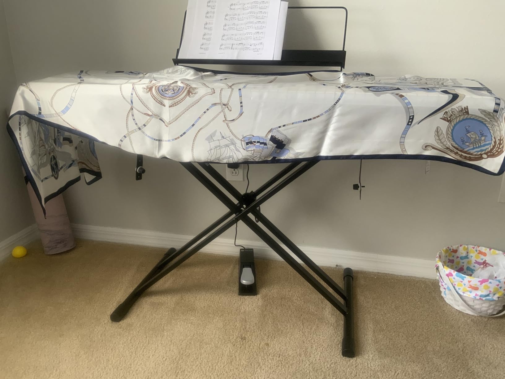 RockJam Xfinity Double X Keyboard Stand, Pre-Assembled & Adjustable | Pre-assembled double X keyboard stand with safety lock and straps for full size digital pianos, lessons and stage customer photo 2