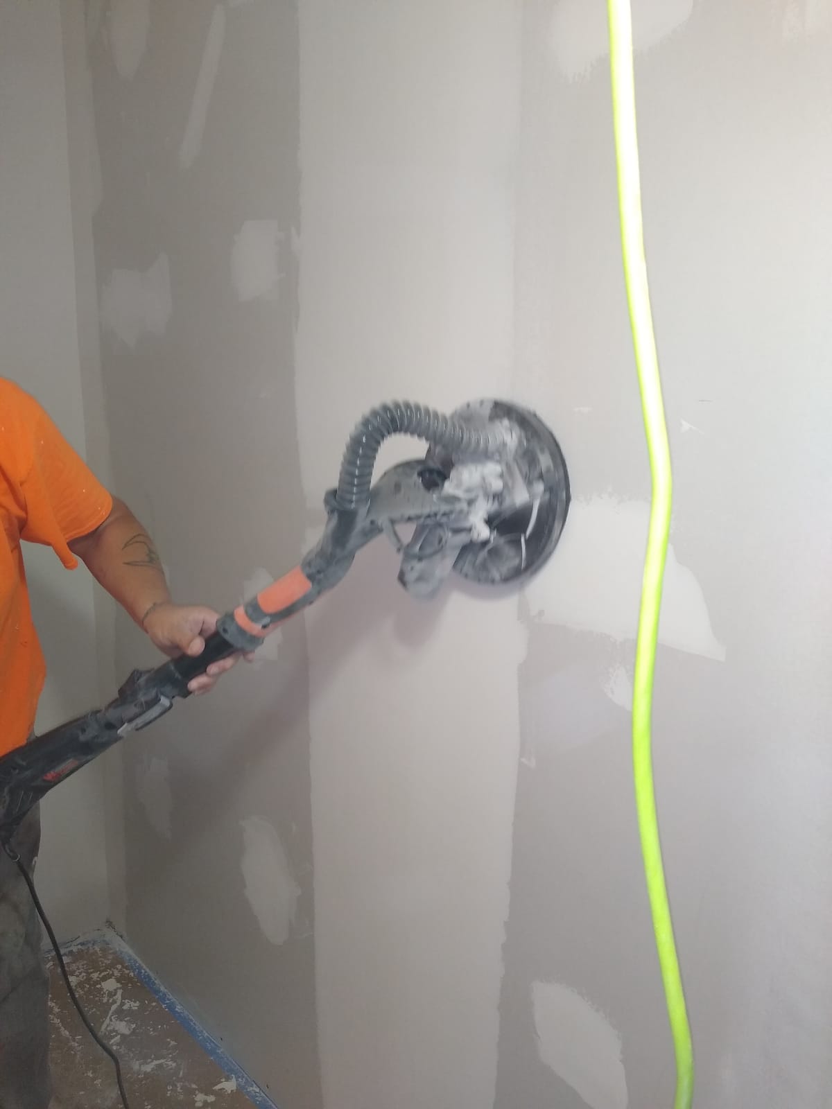 WEN 6369 Drywall Sander, Variable Speed with 15 ft. Hose customer photo 2