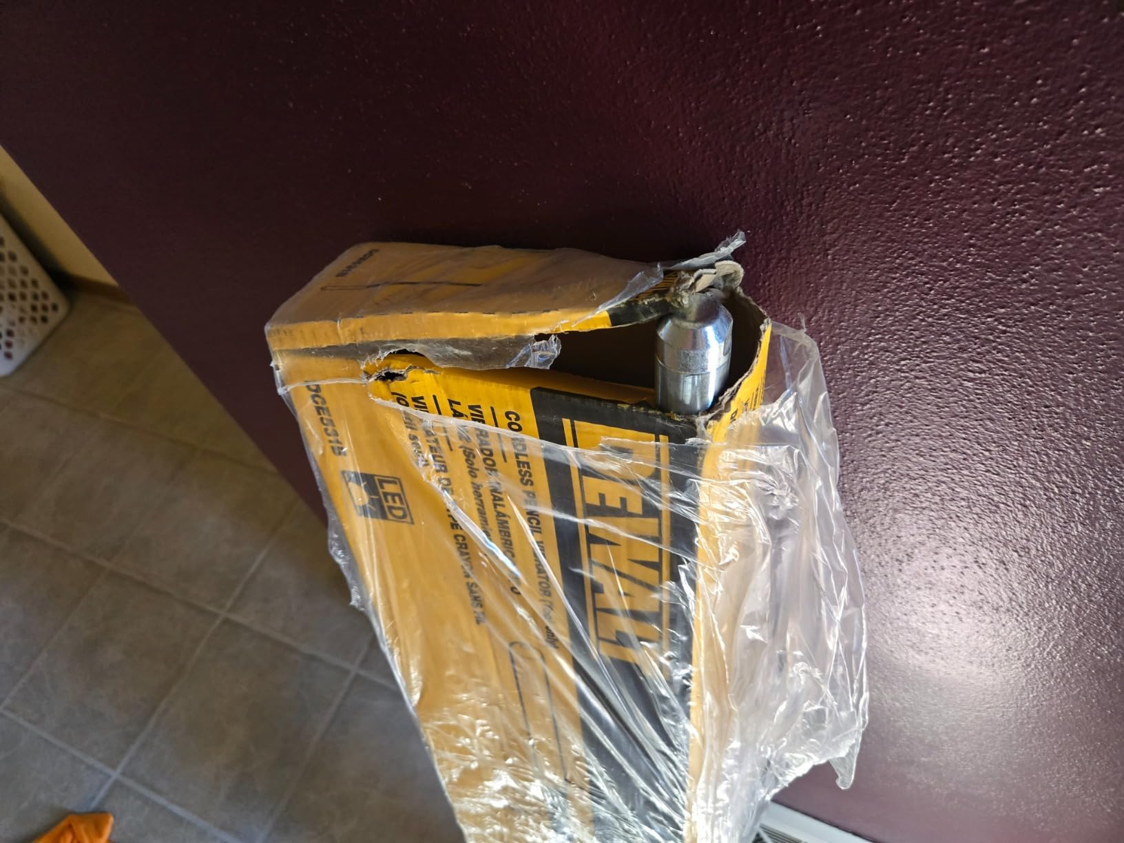 DEWALT DCE531B 20V MAX* Pencil Vibrator (Tool Only) customer photo 1
