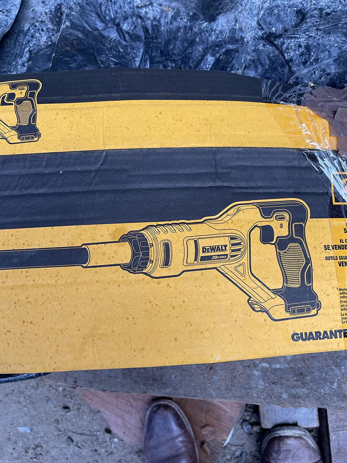 DEWALT DCE531B 20V MAX* Pencil Vibrator (Tool Only) customer photo 2