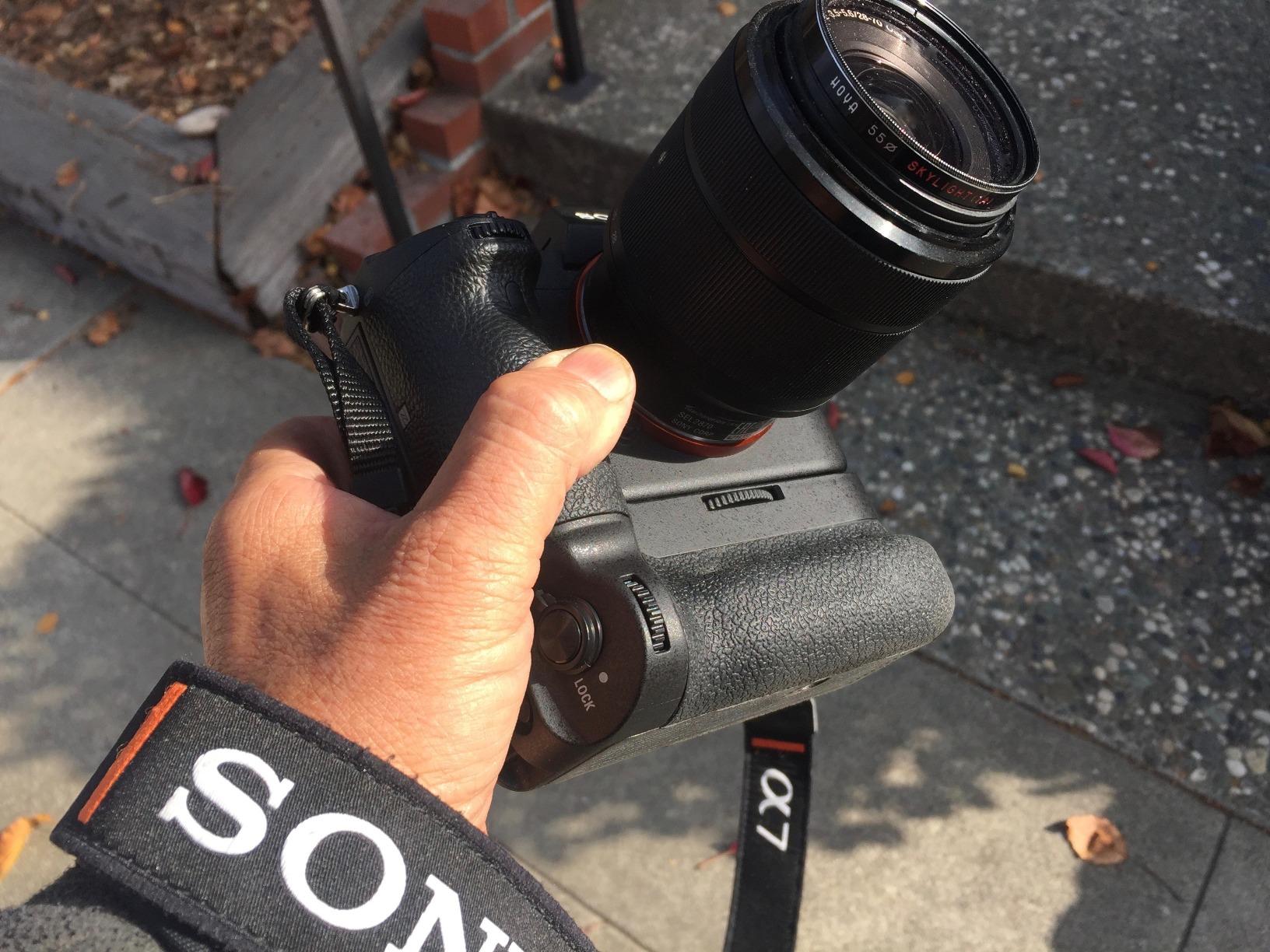 MCO-A7II Vertical Battery Grip as VG-C2EM Replacement for Sony A7II A7S II A7R II, Hold NP-FW50 Battery(Battery not Included) customer photo 1