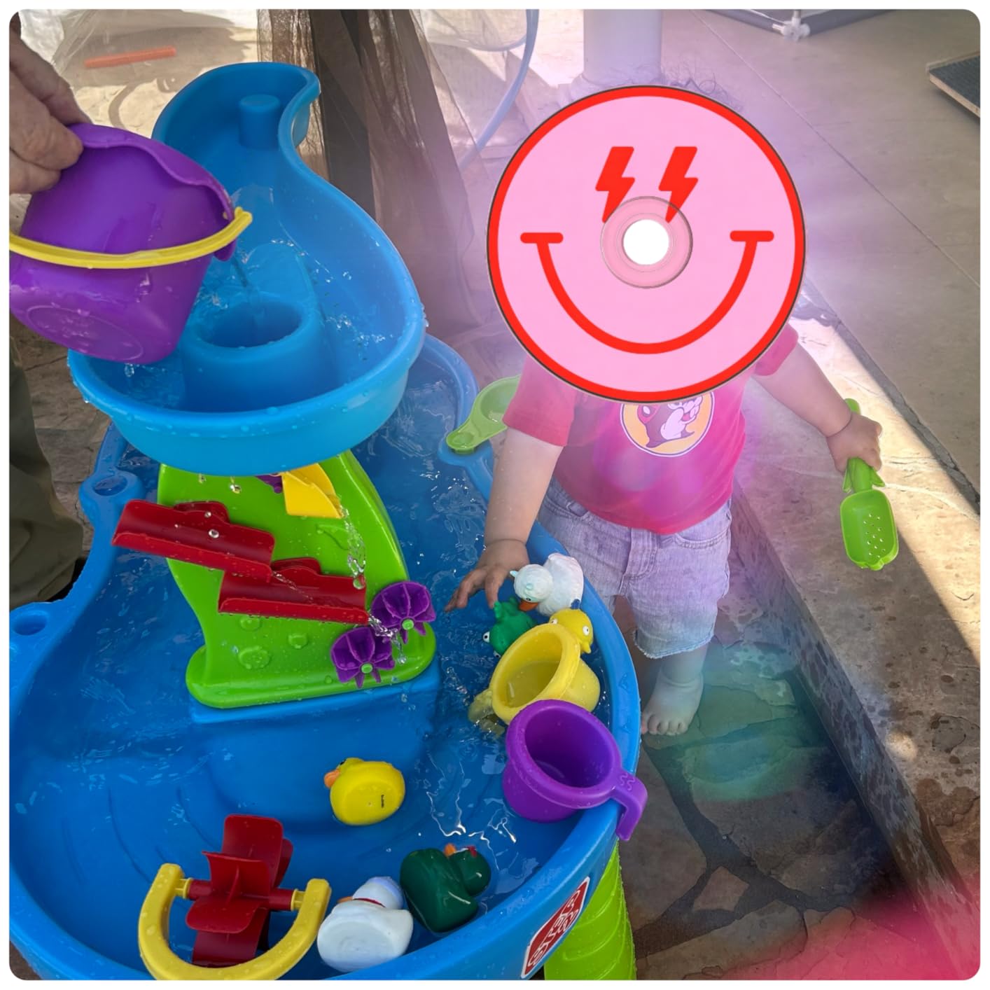 Step2 Rain Showers Splash Pond Toddler Water Table, Outdoor Kids Water Sensory Table, Ages 18+ Months, 13 Piece Water Toy Accessories, Blue & Green customer photo 2