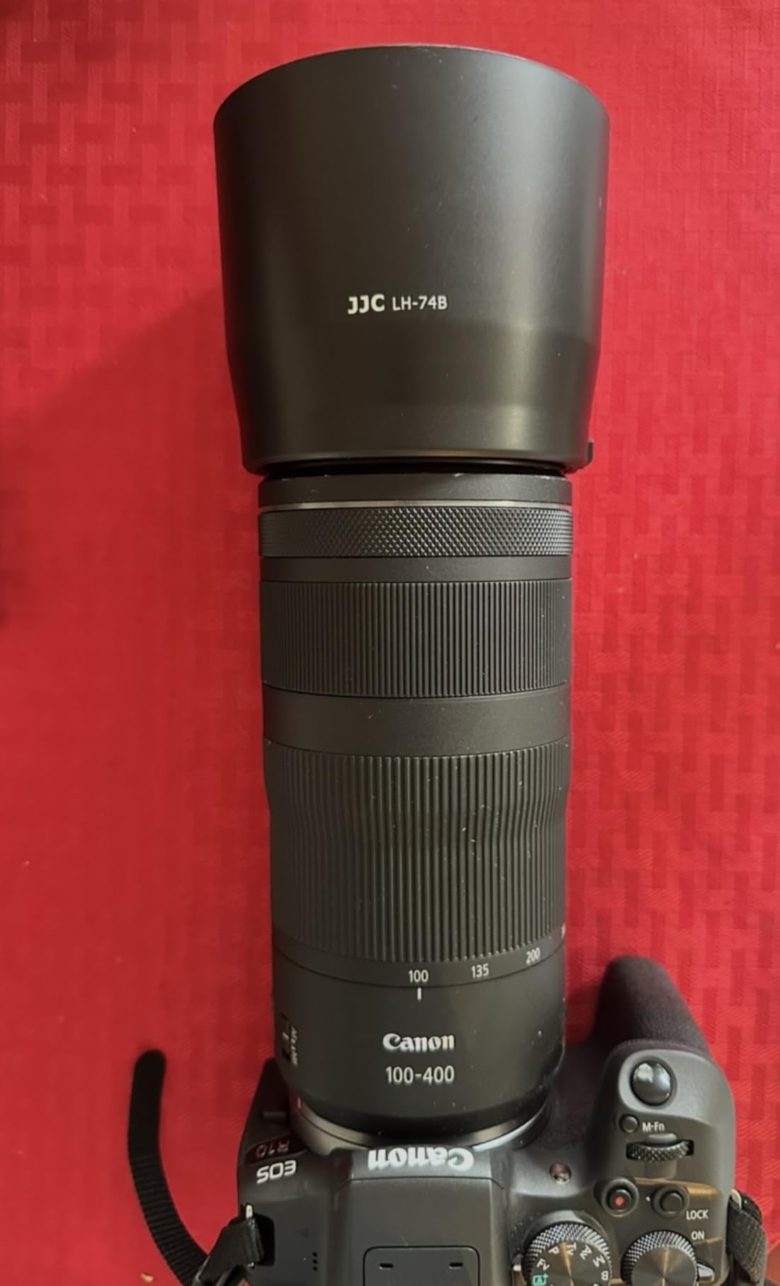 JJC Dedicated Lens Hood Shade Protector for Canon RF 100-400mm F5.6-8 is USM & EF 70-300mm f/4-5.6 is II USM Replaces Canon ET-74B Lens Hood Reversible/Bayonet/with Button to Lock or Release customer photo 2
