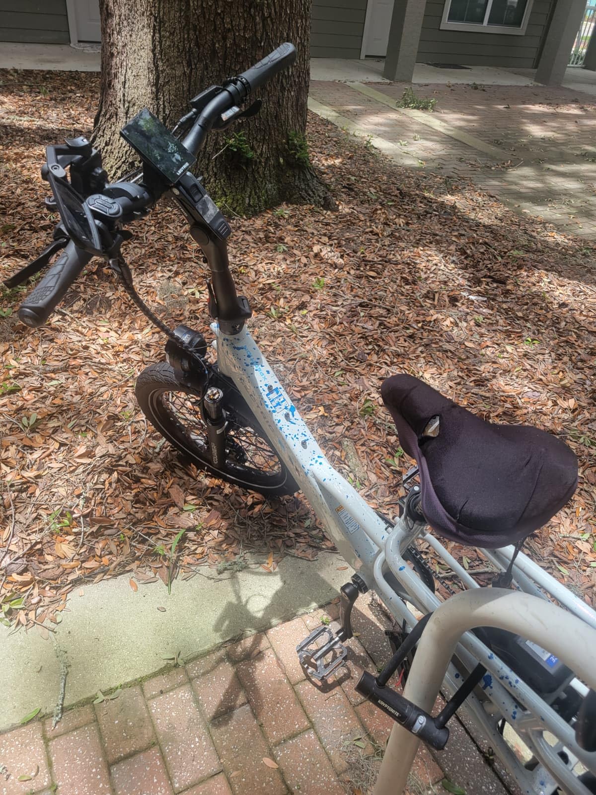 LandAirSea 54 GPS Tracker - Made in the USA from Domestic & Imported Parts. Long Battery, Magnetic, Waterproof, Global Tracking. Subscription Required. customer photo 2