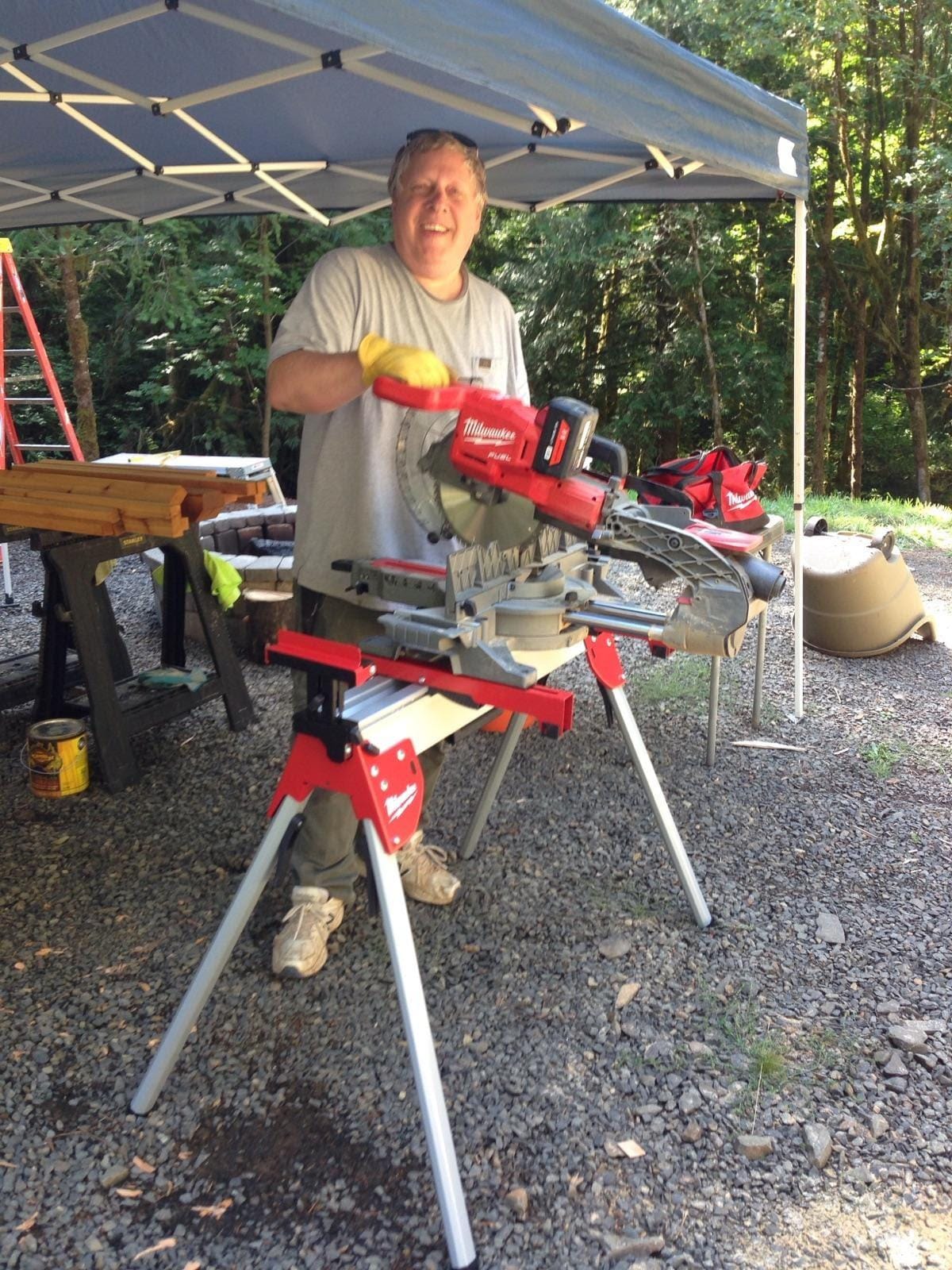 Milwaukee Electric Tool 40-08-0551 Aluminum Folding Miter Saw Stand customer photo 1