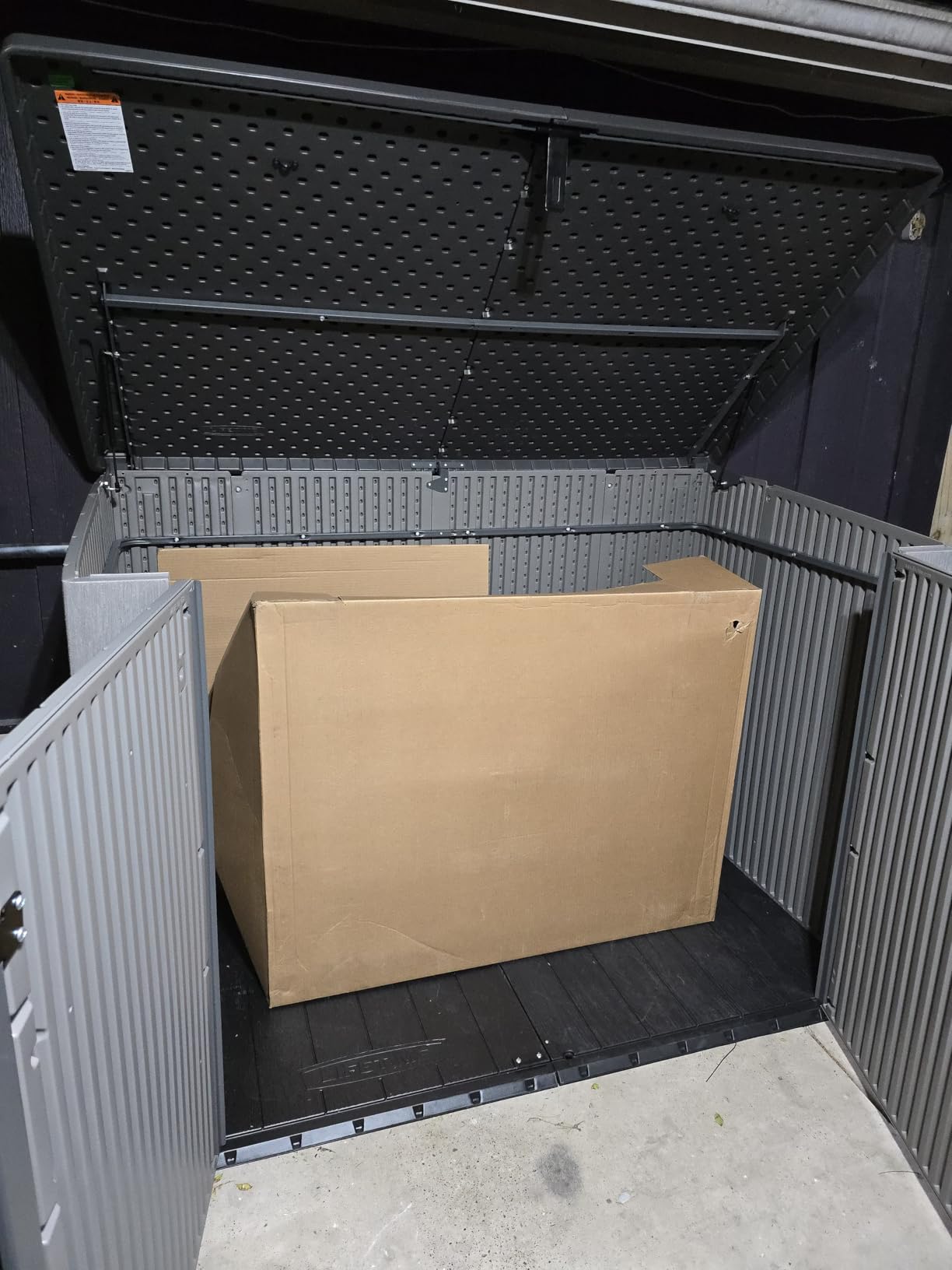 LIFETIME Outdoor Storage Box, 150 Gallon customer photo 2