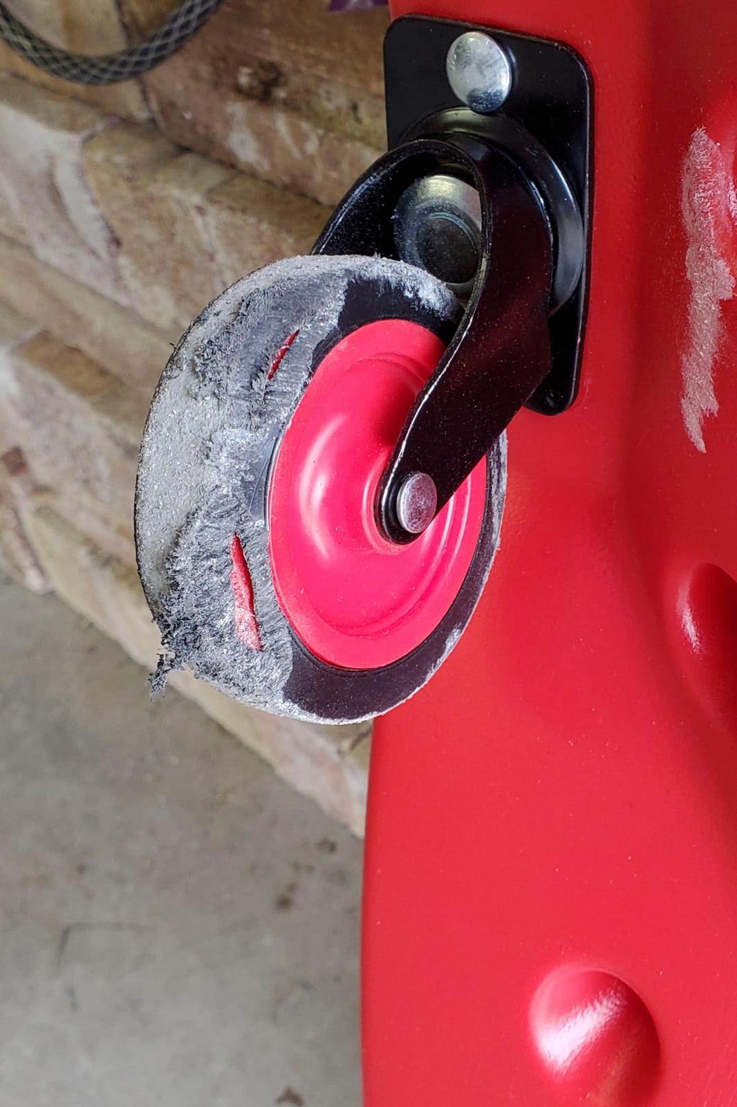 Pro Lift Mechanic Plastic Creeper 40 Inch - Blow Molded Ergonomic HDPE Body with Padded Headrest & Dual Tool Trays - 350 Lbs Capacity Red customer photo 1