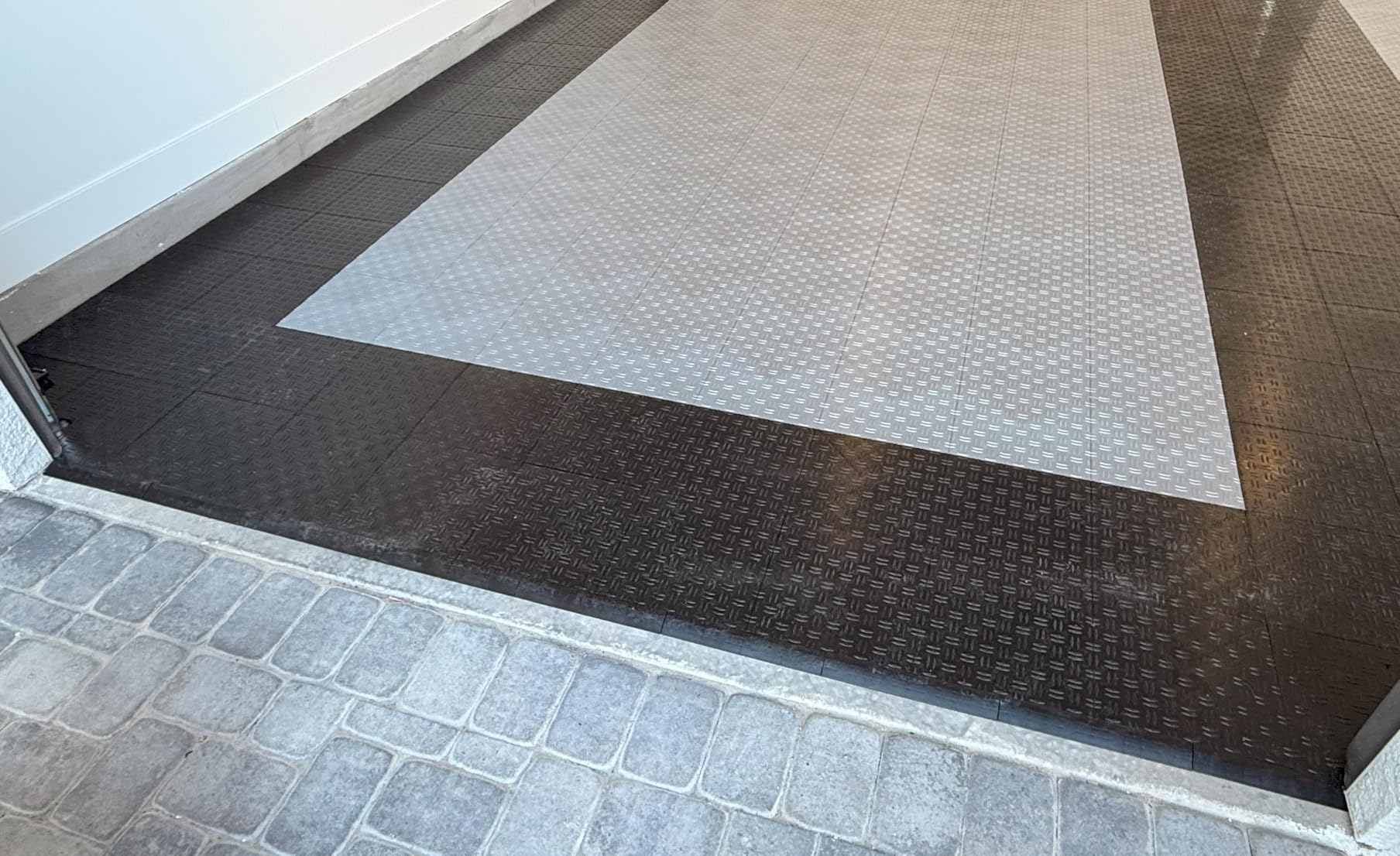 Big Floors GarageTrac Garage Floor Tiles, Interlocking Garage Flooring, Diamond Pattern Non-Slip Heavy-Duty Copolymer Modular Tile, Easy Install (Black, 48 Pack of 12 x 12