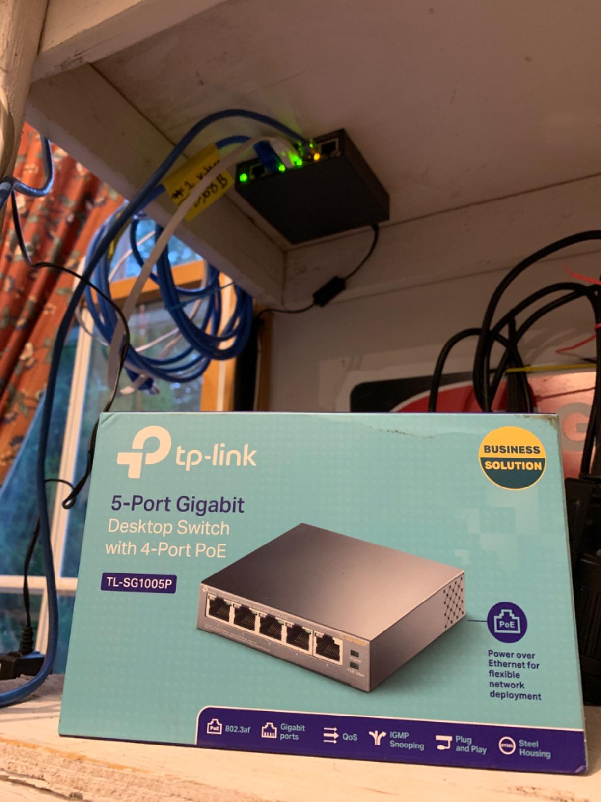 TP-Link TL-SG1005P, 5 Port Gigabit PoE Switch, 4 PoE+ Ports @65W, Desktop, Plug & Play, Sturdy Metal w/ Shielded Ports, Fanless, QoS & IGMP Snooping customer photo 2